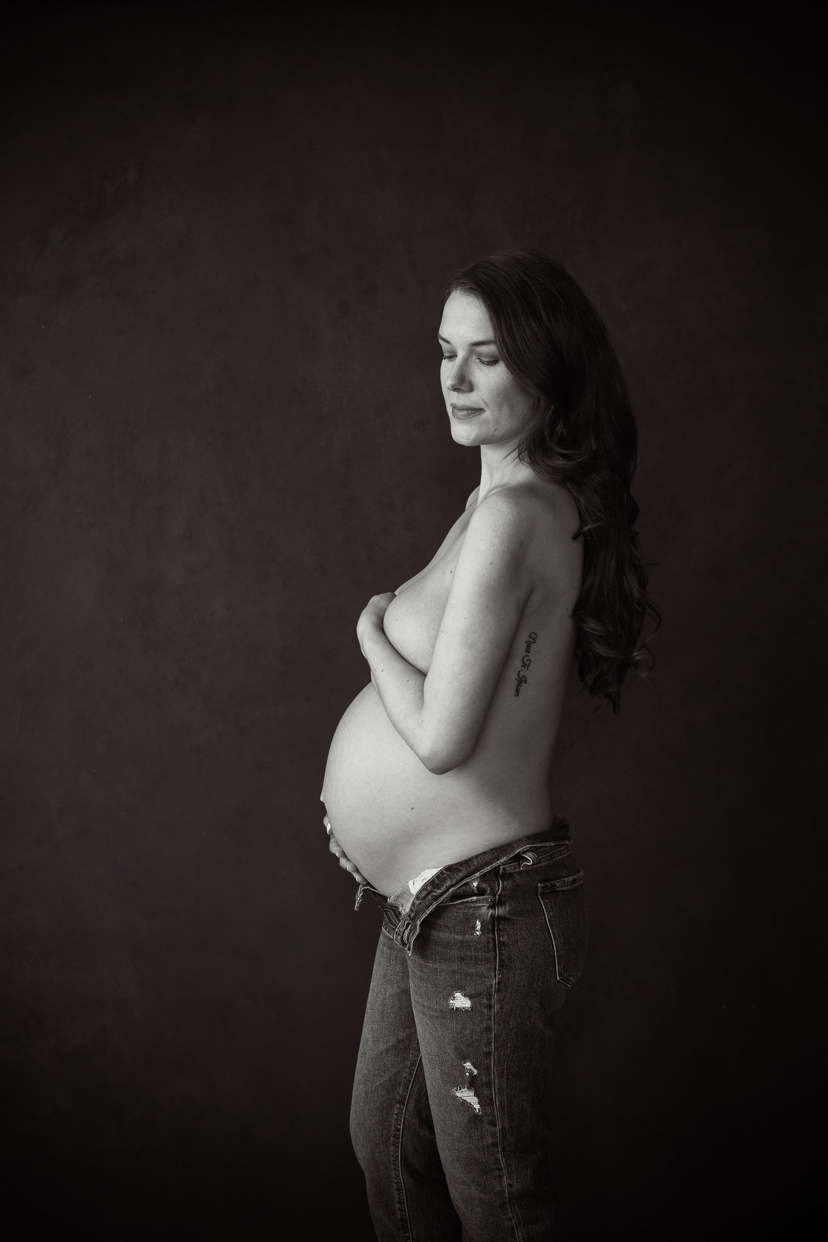 RochesterBoudoirMaternityPhotographer-45.jpg