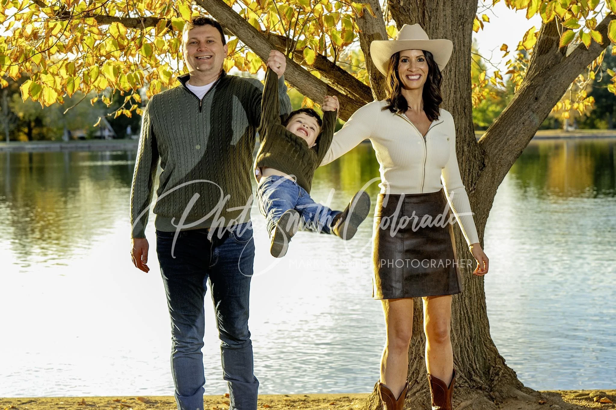 DishellFamily_01