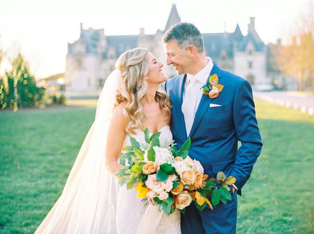 biltmore-wedding-bride-groom-floral_orig.jpg