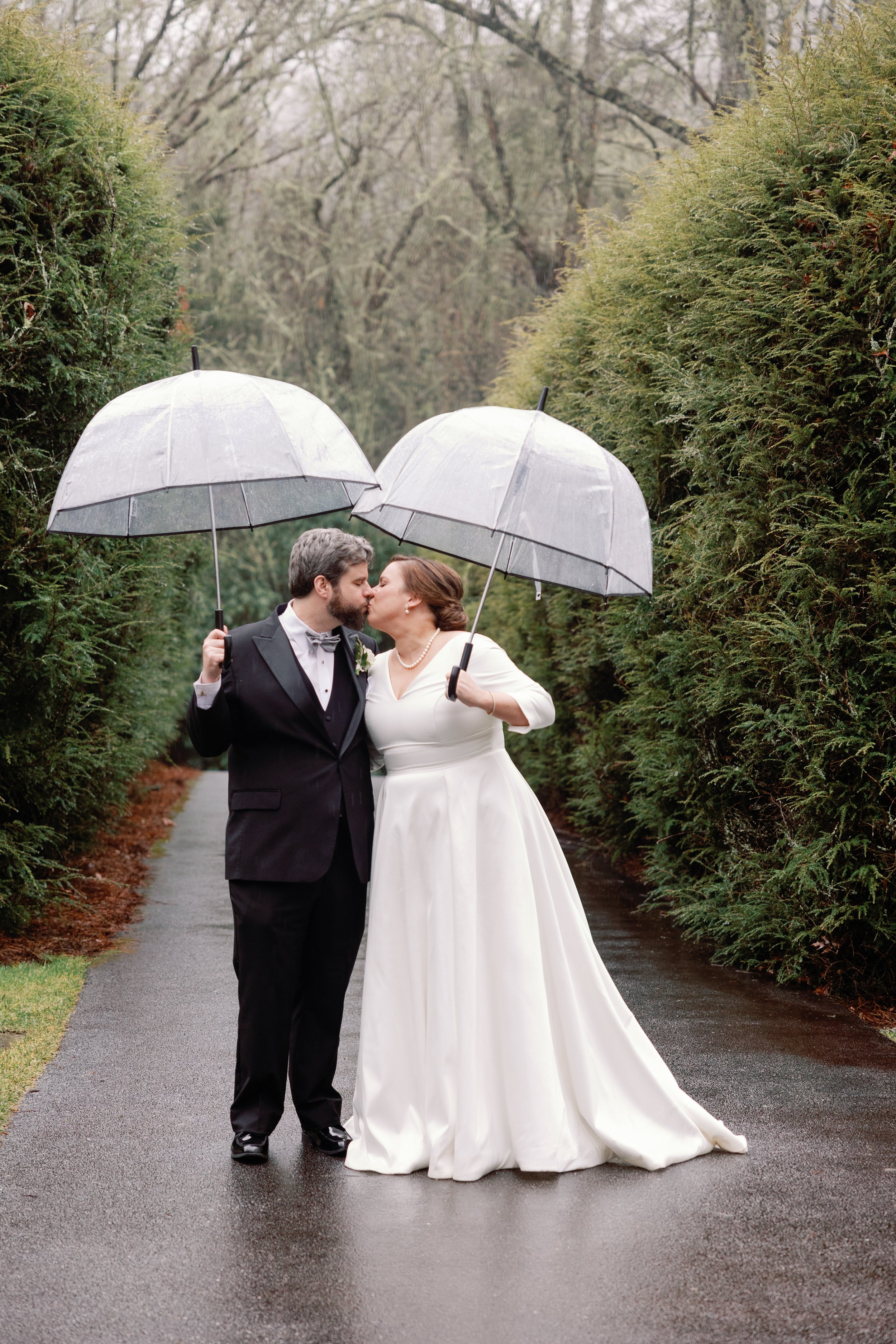 wedding outdoor rain highlands.jpg