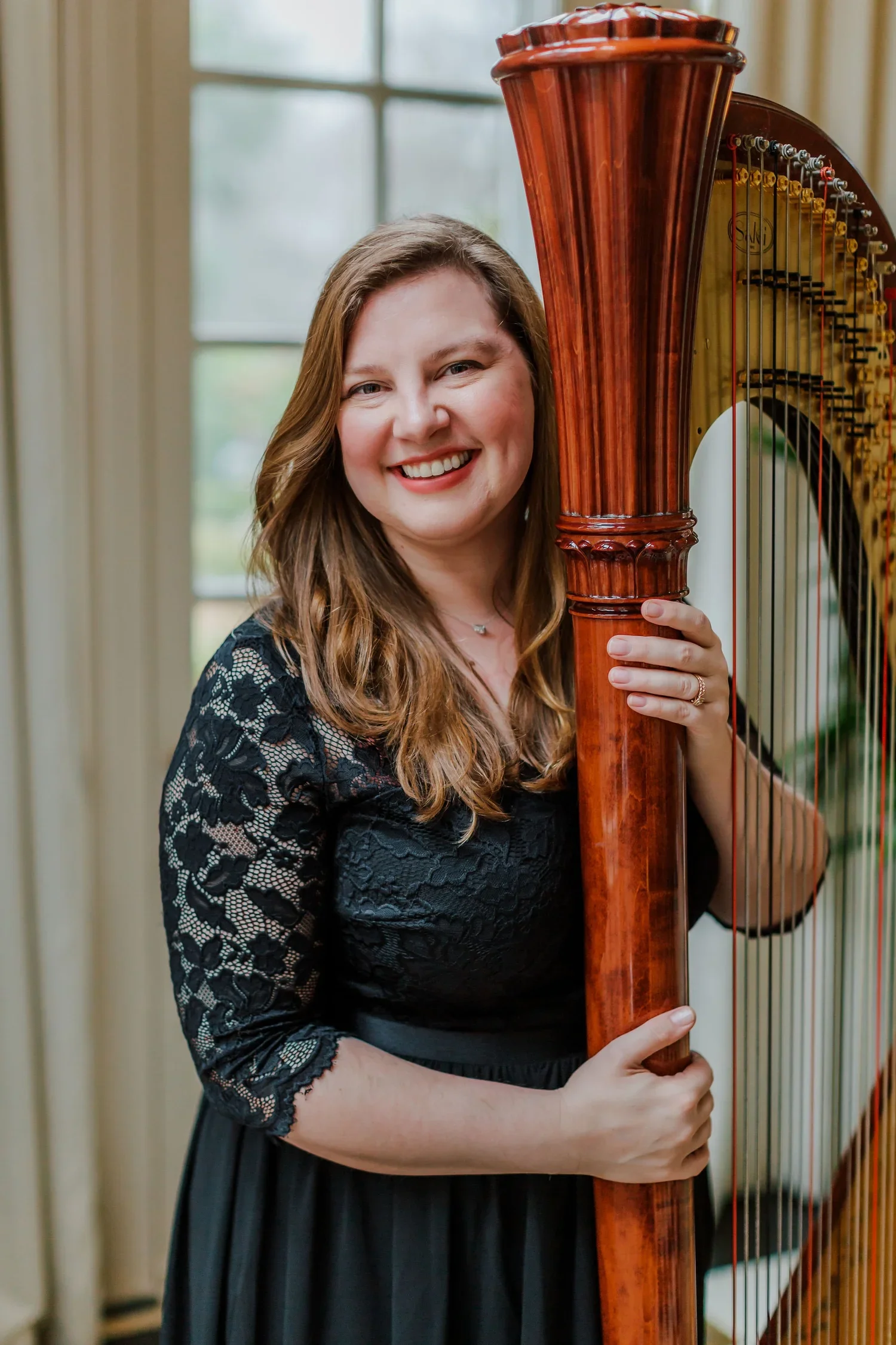 Amber, harpist