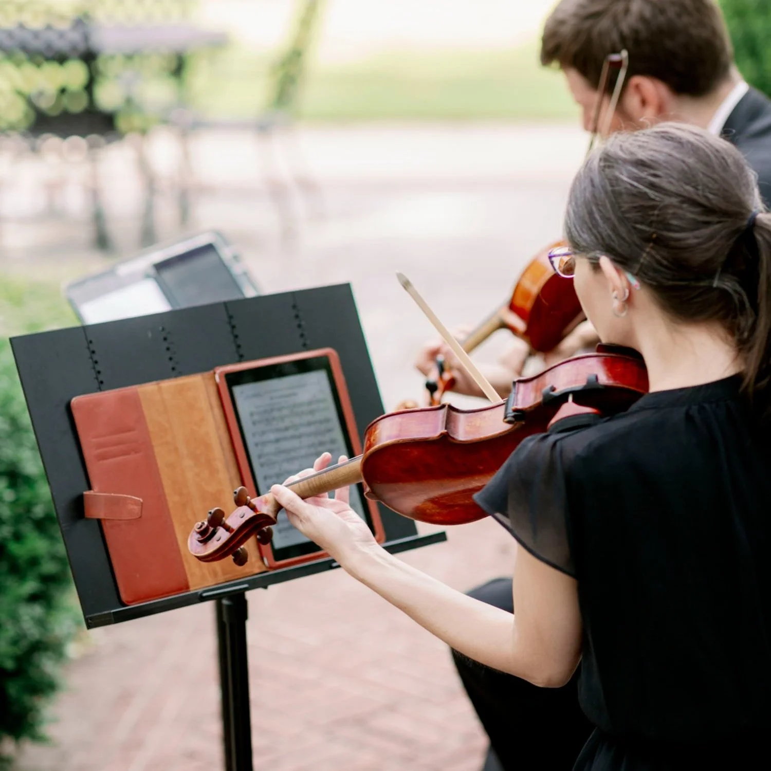 Highlighting Top Musician Reviews