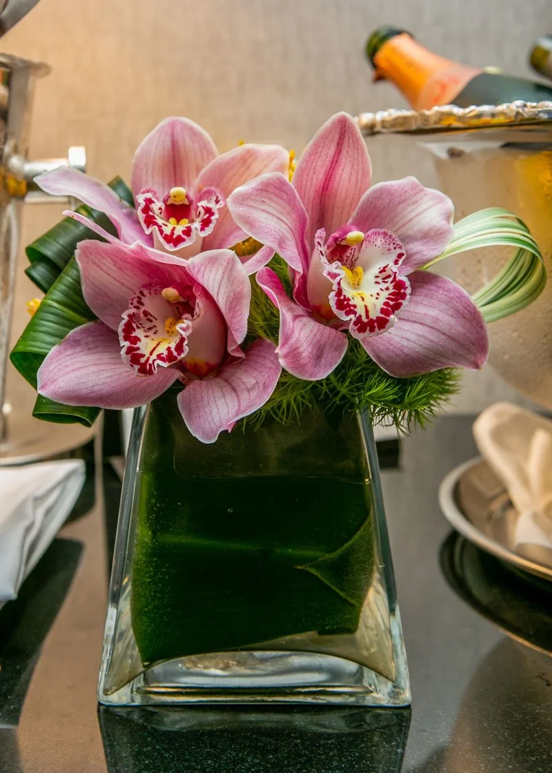  Flowers at Mandarin Oriental Tai Pan Club cocktail in NYC 