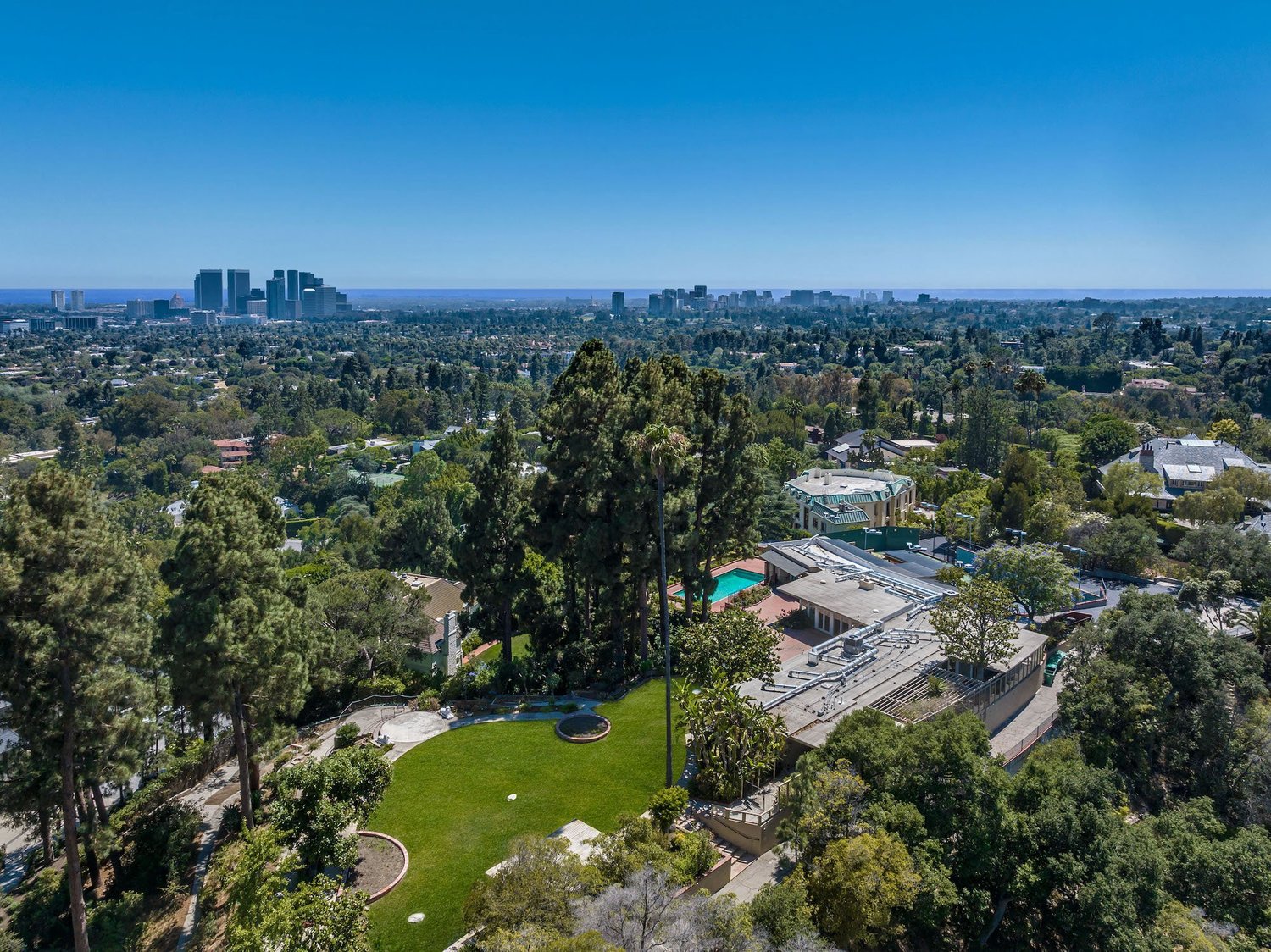 Property Tour — 1005 North Alpine Drive