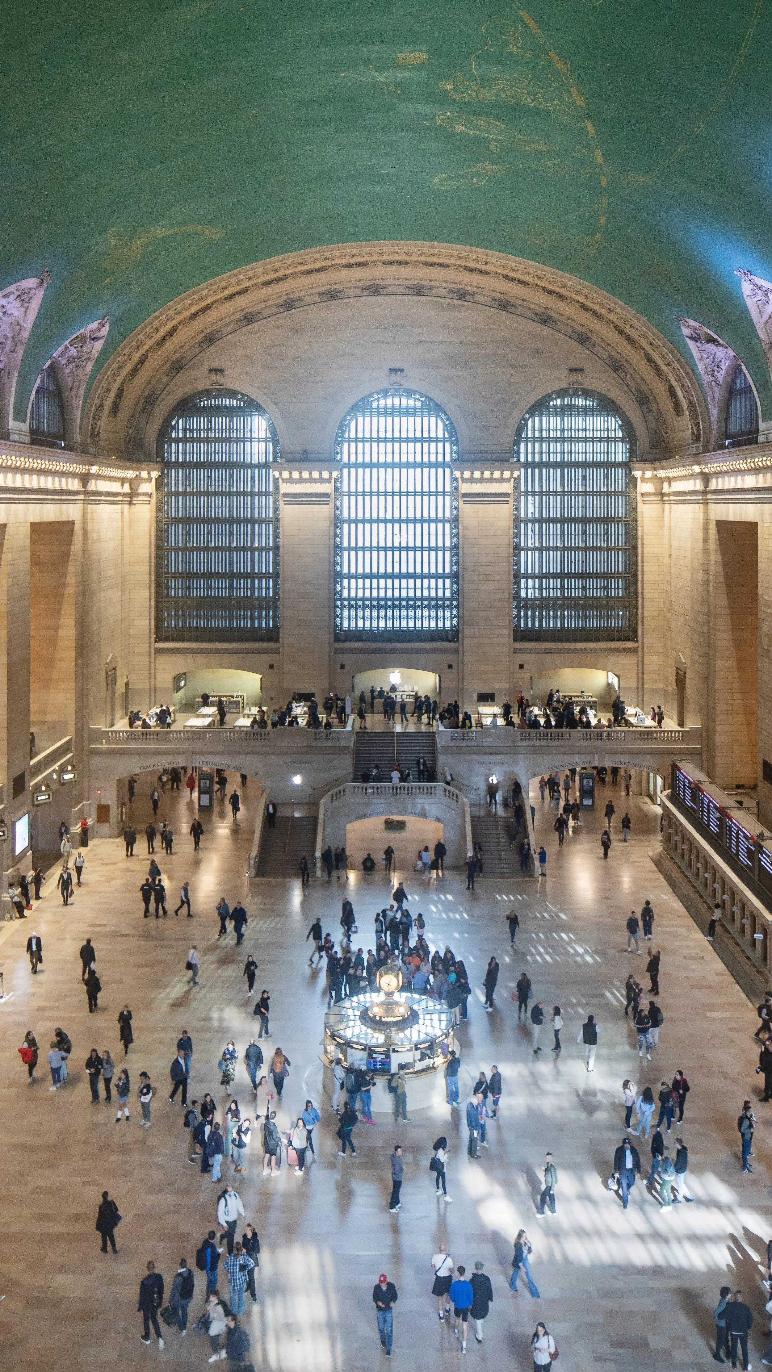 GrandCentralTerminal-NicholasKnight-2355.jpg