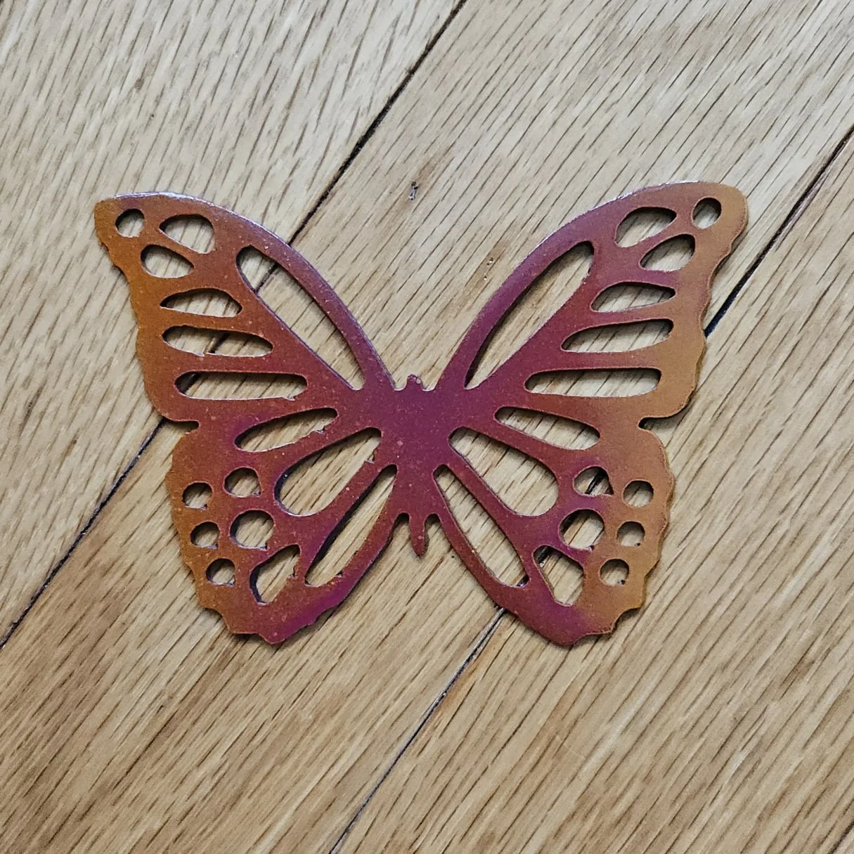 METALgarden-Monarch-Orange-Paint-Ornament-Wall-Decoration.jpg
