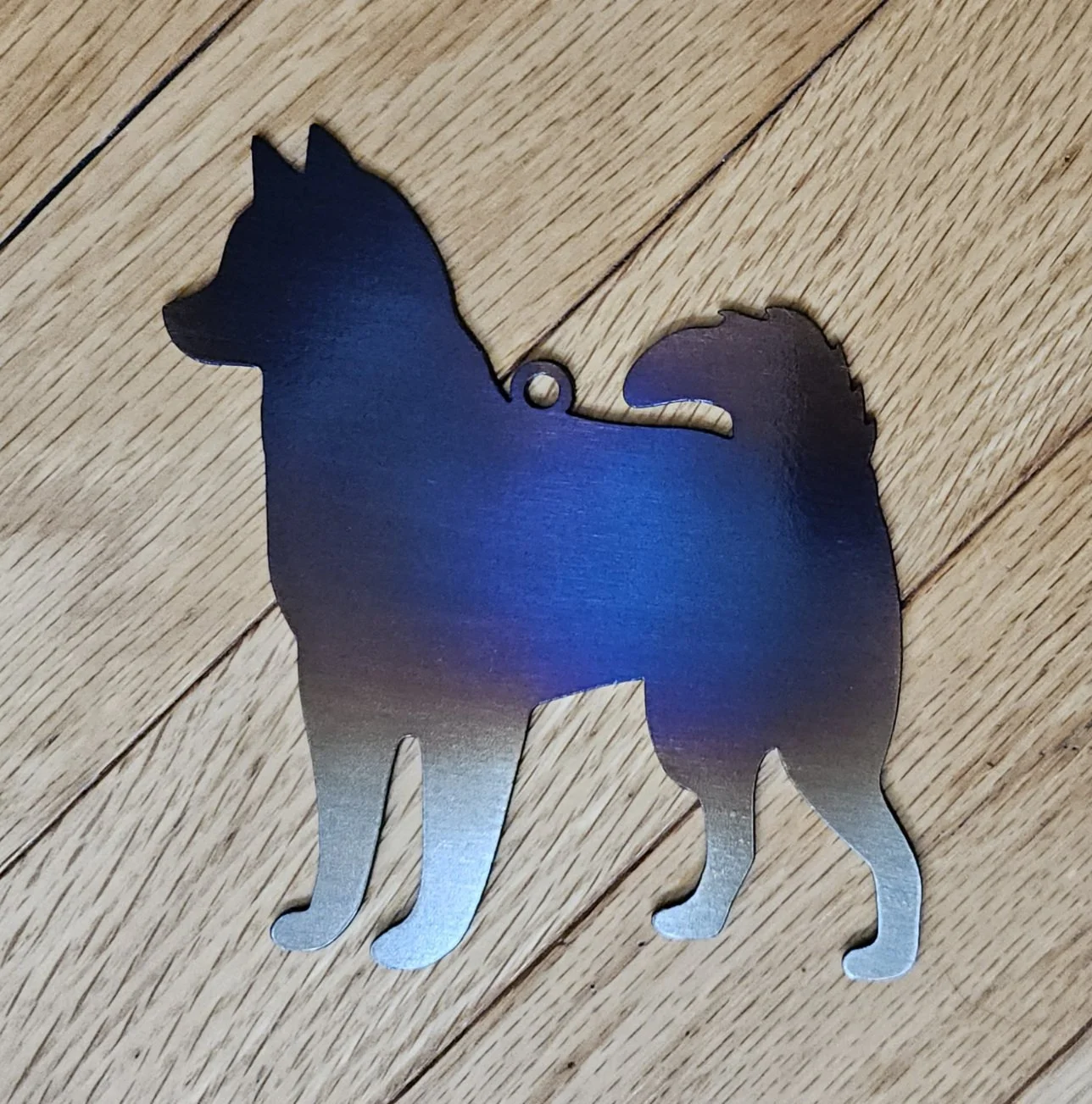 METALgarden-Husky-Dog-Heat-Color-Ornament-Wall-Decoration.jpg