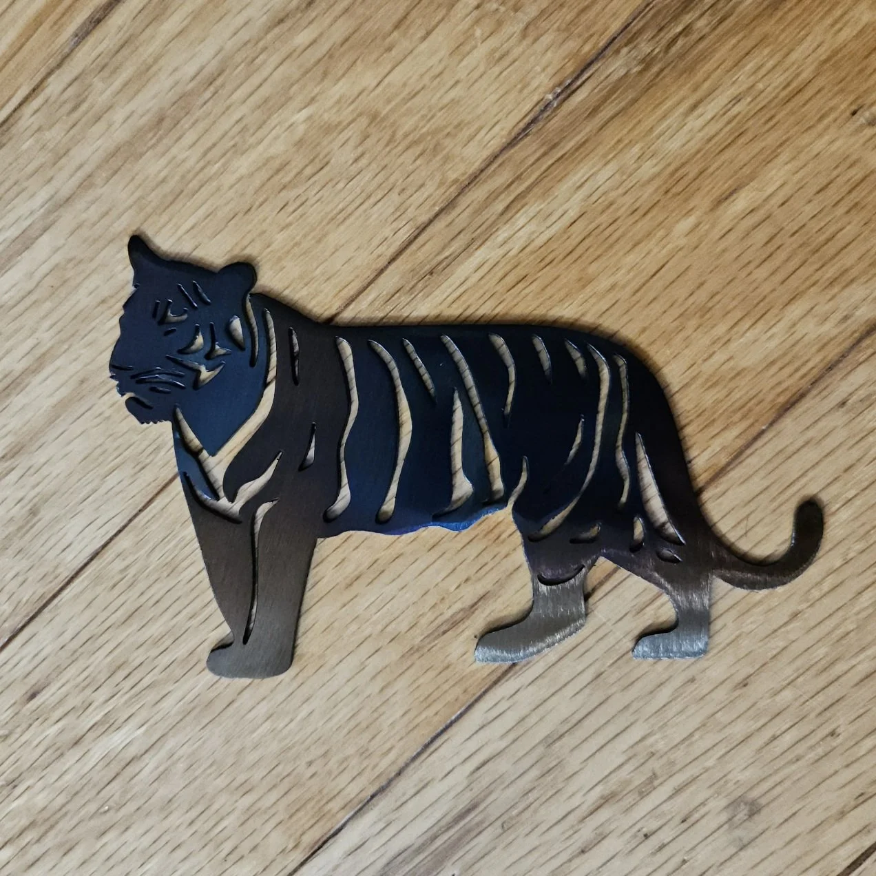 METALgarden-Tiger-Heat-Color-Ornament-Wall-Decoration.jpg (Copy)