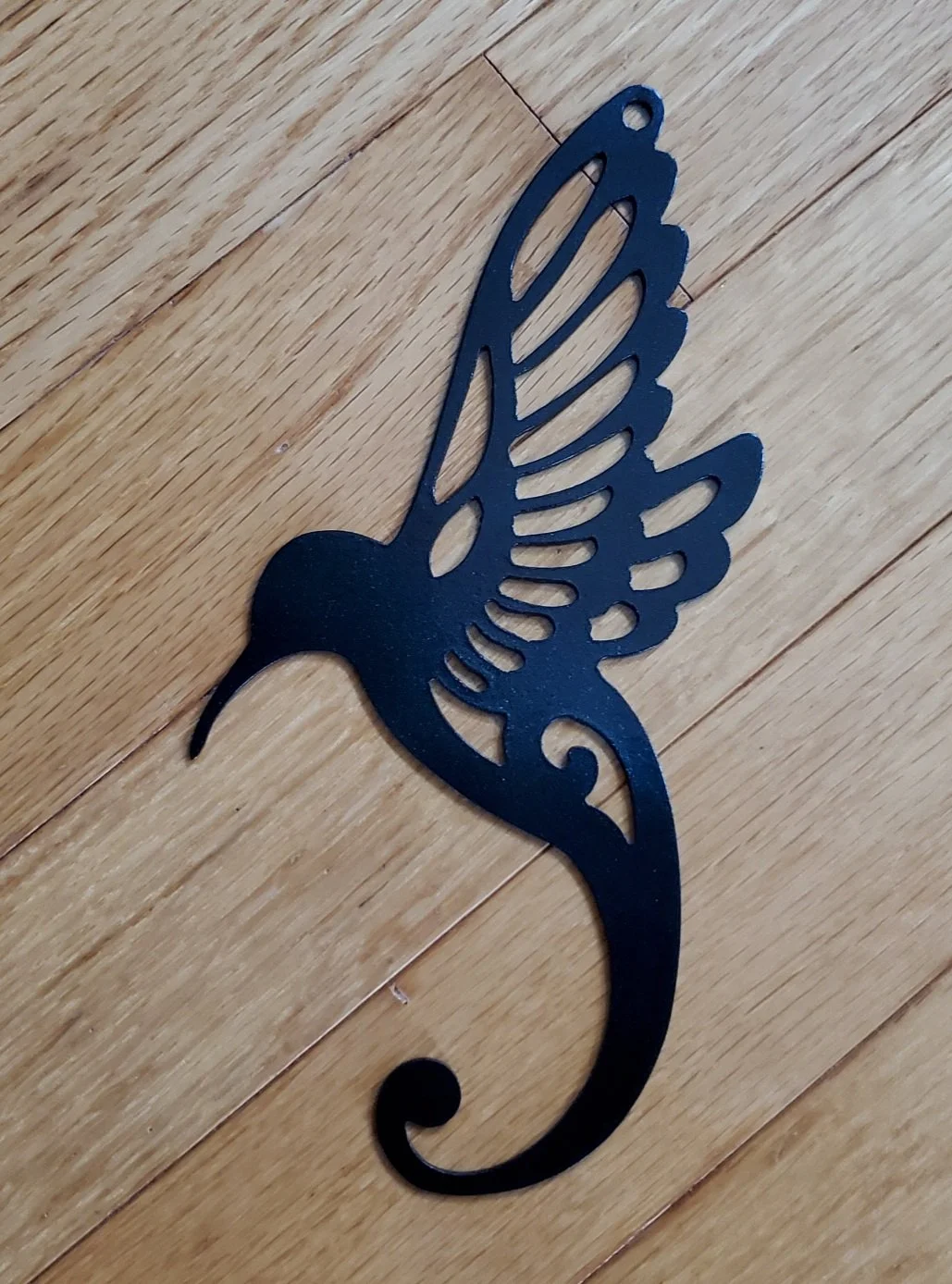 Metal steel hummingbird with curly tail wall decoration or ornament with color shift paint by METALgarden
