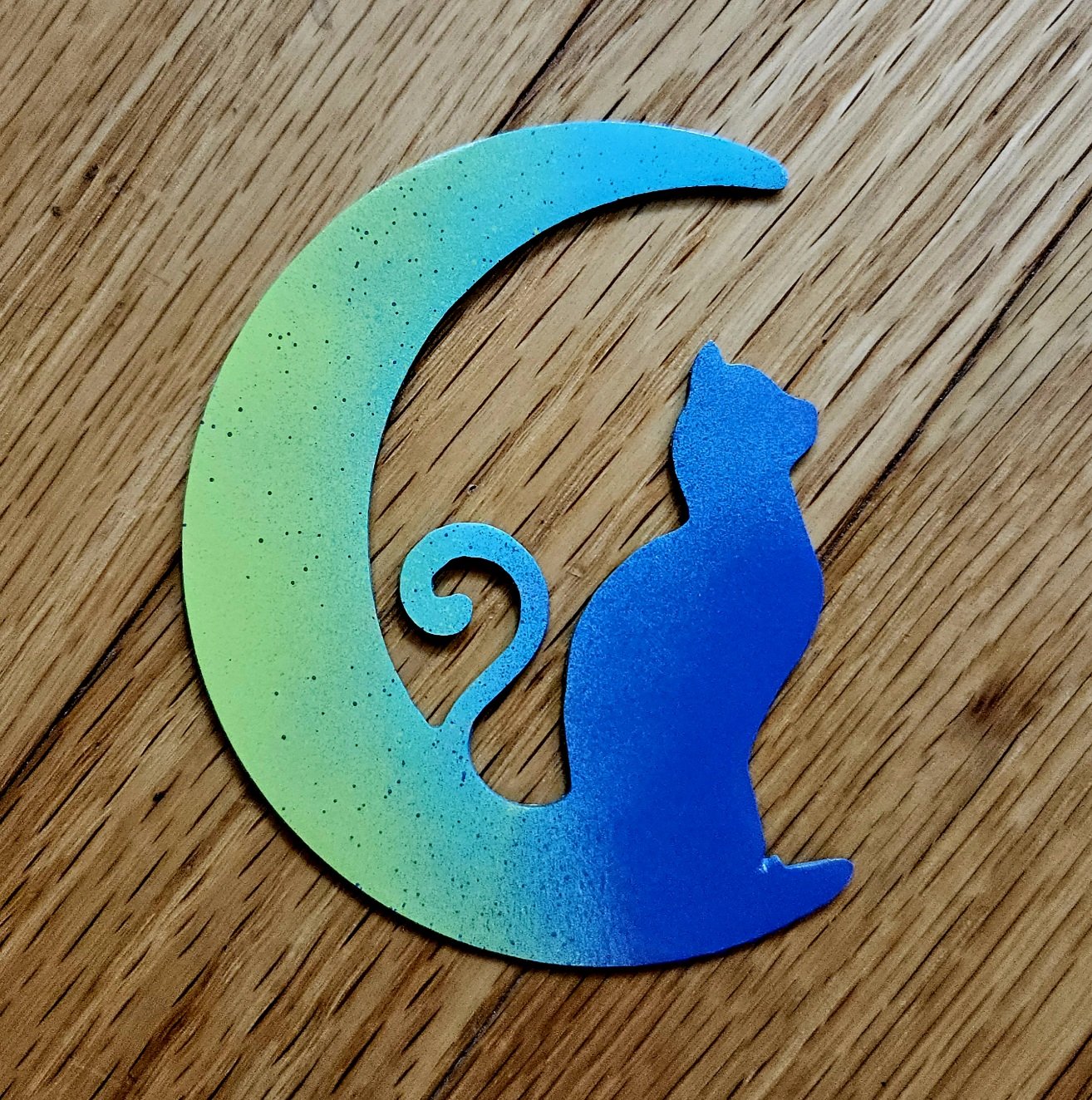 METALgarden-Cat-Moon-Blue-Paint-Ornament-Wall-Decoration.jpg