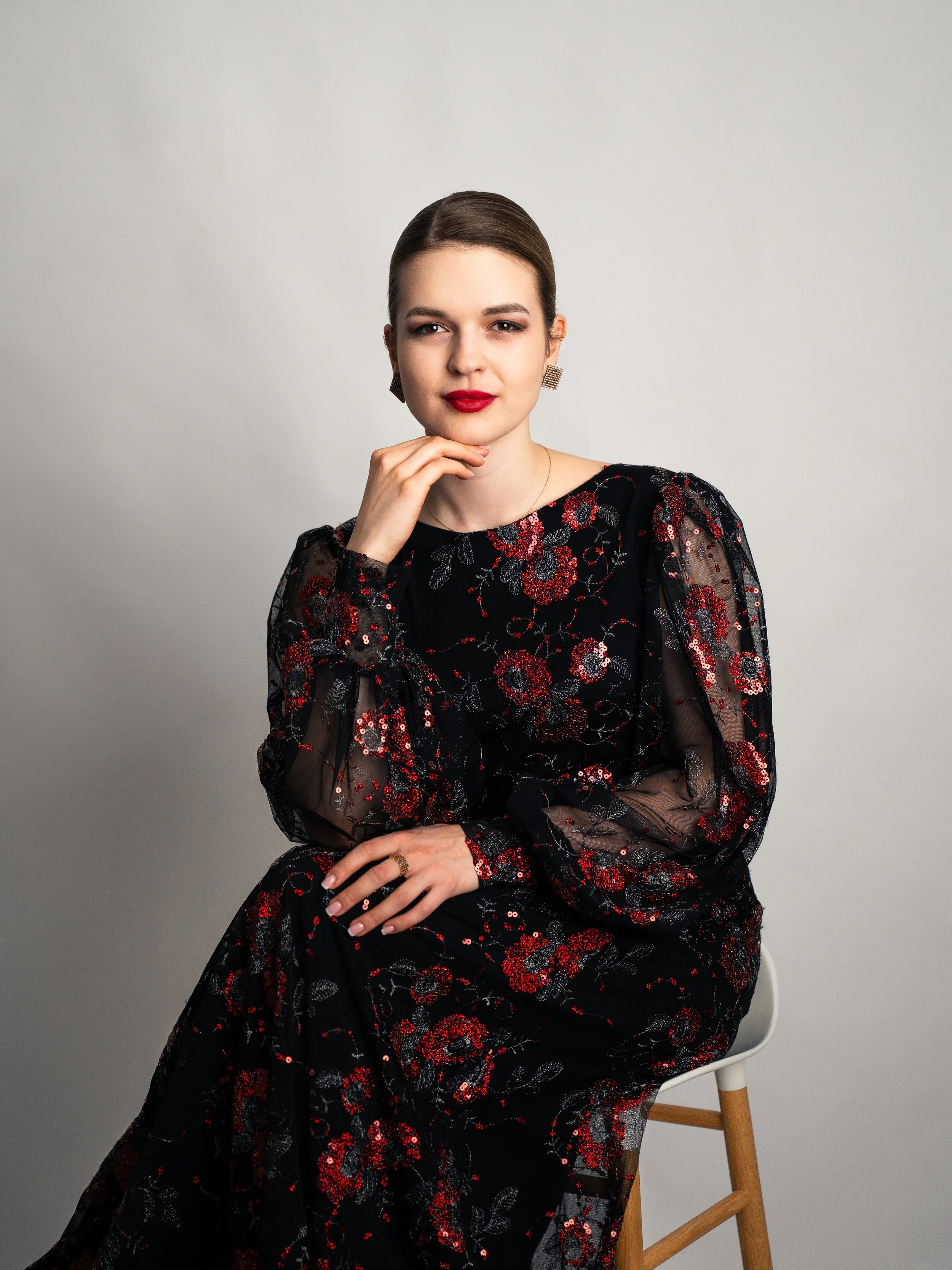 Kornelia Studio Portrait 51.jpg