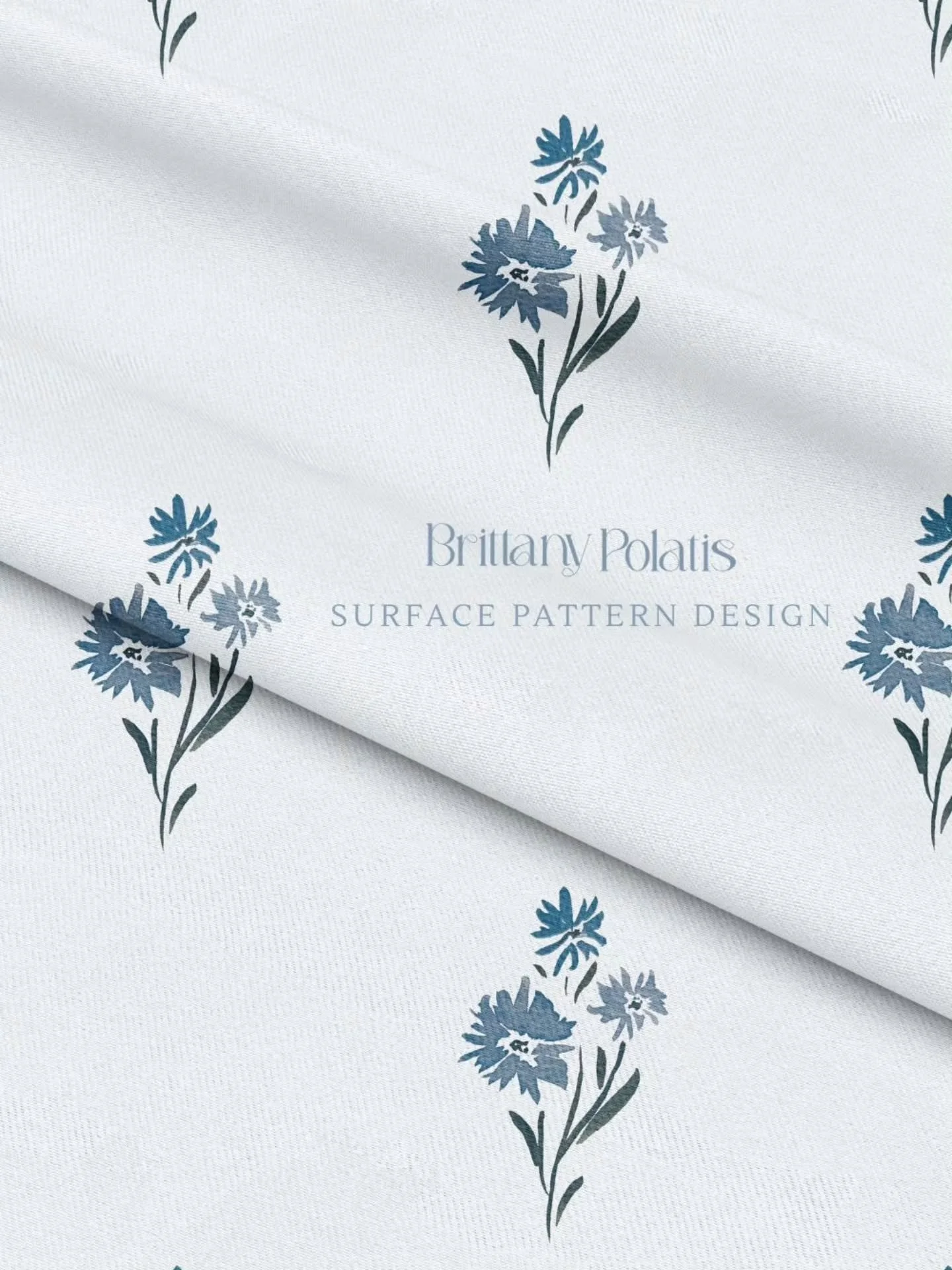 Girls need all the blue things too💙🤍 Classic color palette that that feels light and airy and perfect for summer. 

#surfacepatterndesign