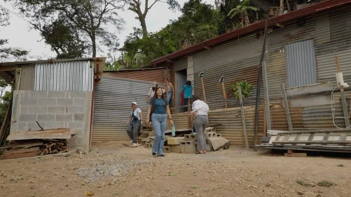 They say a picture is worth a thousand words. Here’s a glimpse of what the Easter Mission has been like. Happy Easter!! #mission #missionaries #easter #resurrection
P.S.: Special thanks to @