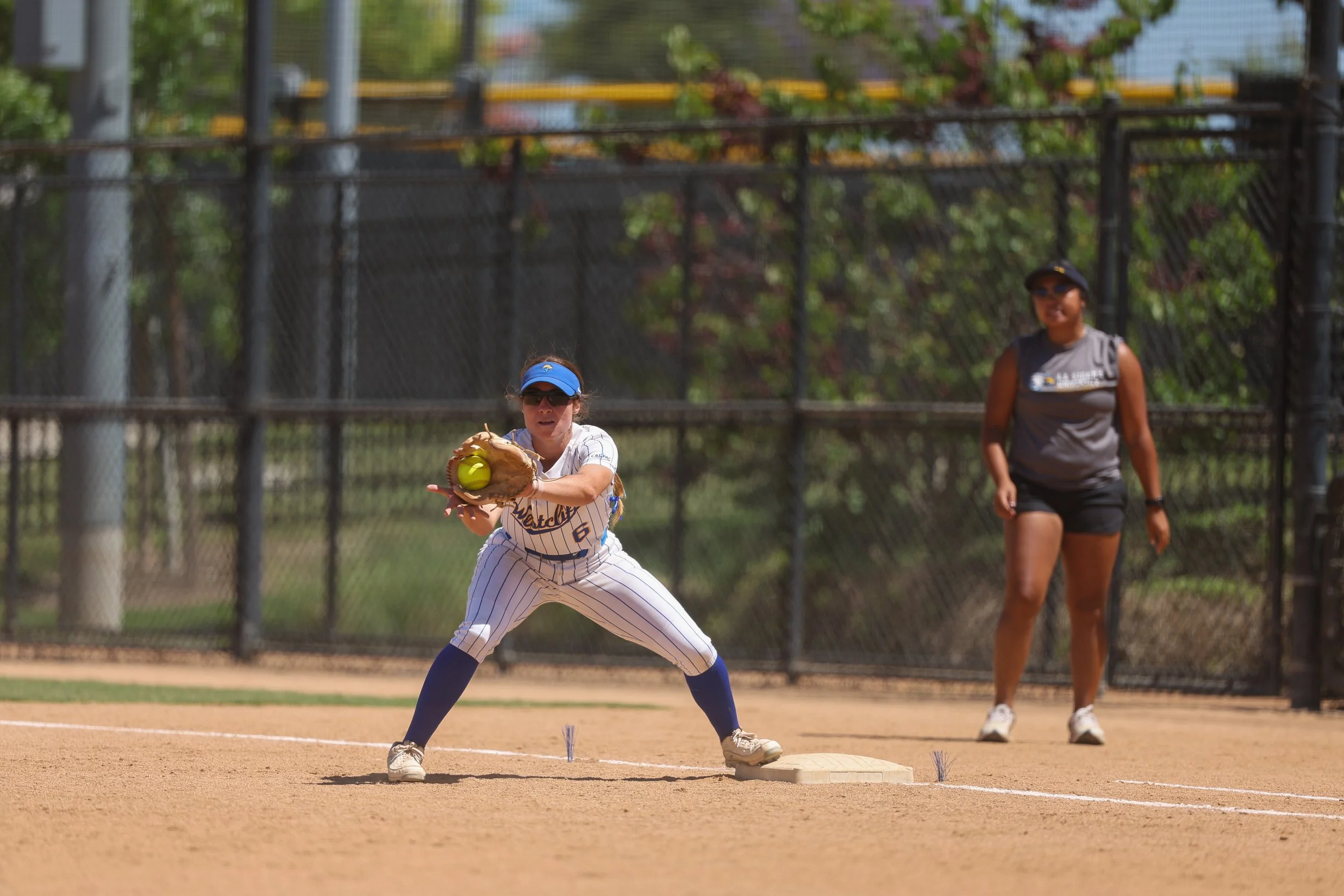 Softball-vsLaSierra-4.24.2026-127.jpg