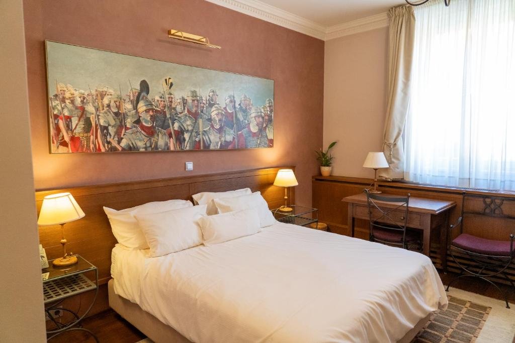 room 2.jpg