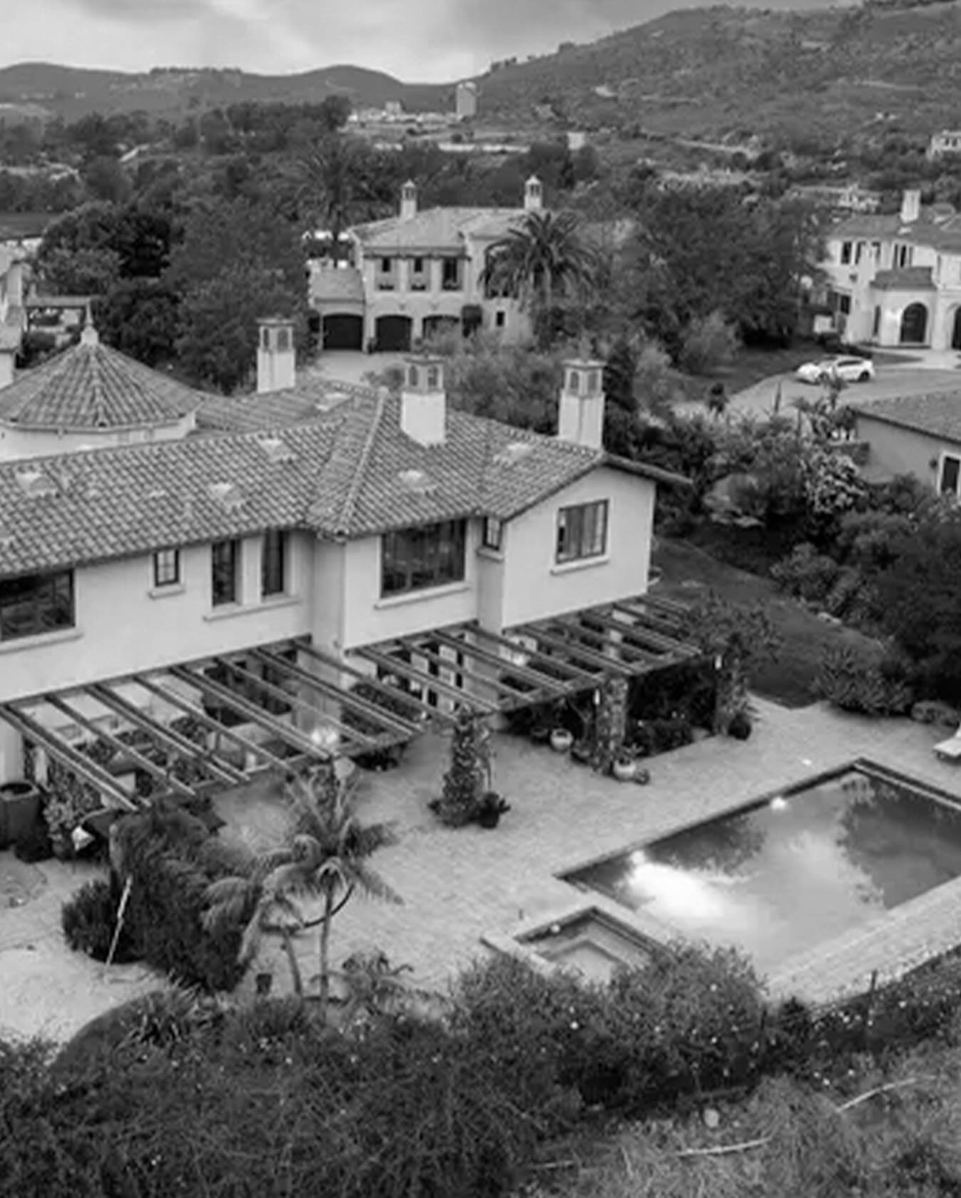 Real estate marketing isn&rsquo;t about doing more &mdash; it&rsquo;s about doing the right things, consistently.

For your real estate business, we can help lift your stress of:

✔️ Lead nurturing
✔️ Listing advertisements
✔️ Seller presentations
✔️