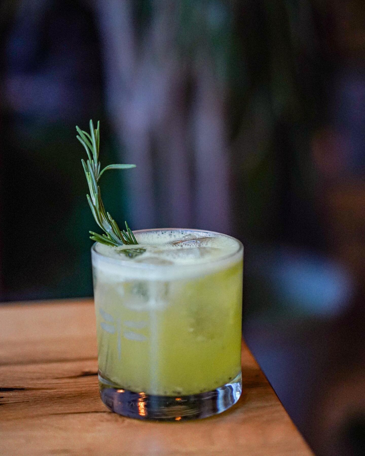 Margaritas March 🥂🎉

It&rsquo;s that time of the year again, join me at @bartacolife for Margarita March! Each week of March, bartaco will launch unique Margarita-inspired cocktails!

May I present to you the Kiwi Vanilla Smash! 🥝 Lib&eacute;lula 