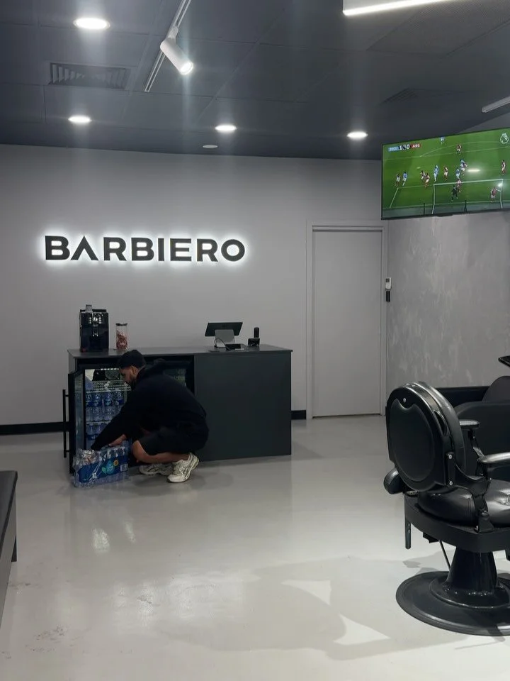 Daily ritual. Same standard, every day. 

Walk in anytime ⬇️

📍FAIRVIEW GREEN
📍FINDON SHOPPING CENTRE
📍HENDON CENTRAL
📍GILLES PLAINS SHOPPING CENTRE

#adelaidebarber #barbershop #supportlocalbusiness