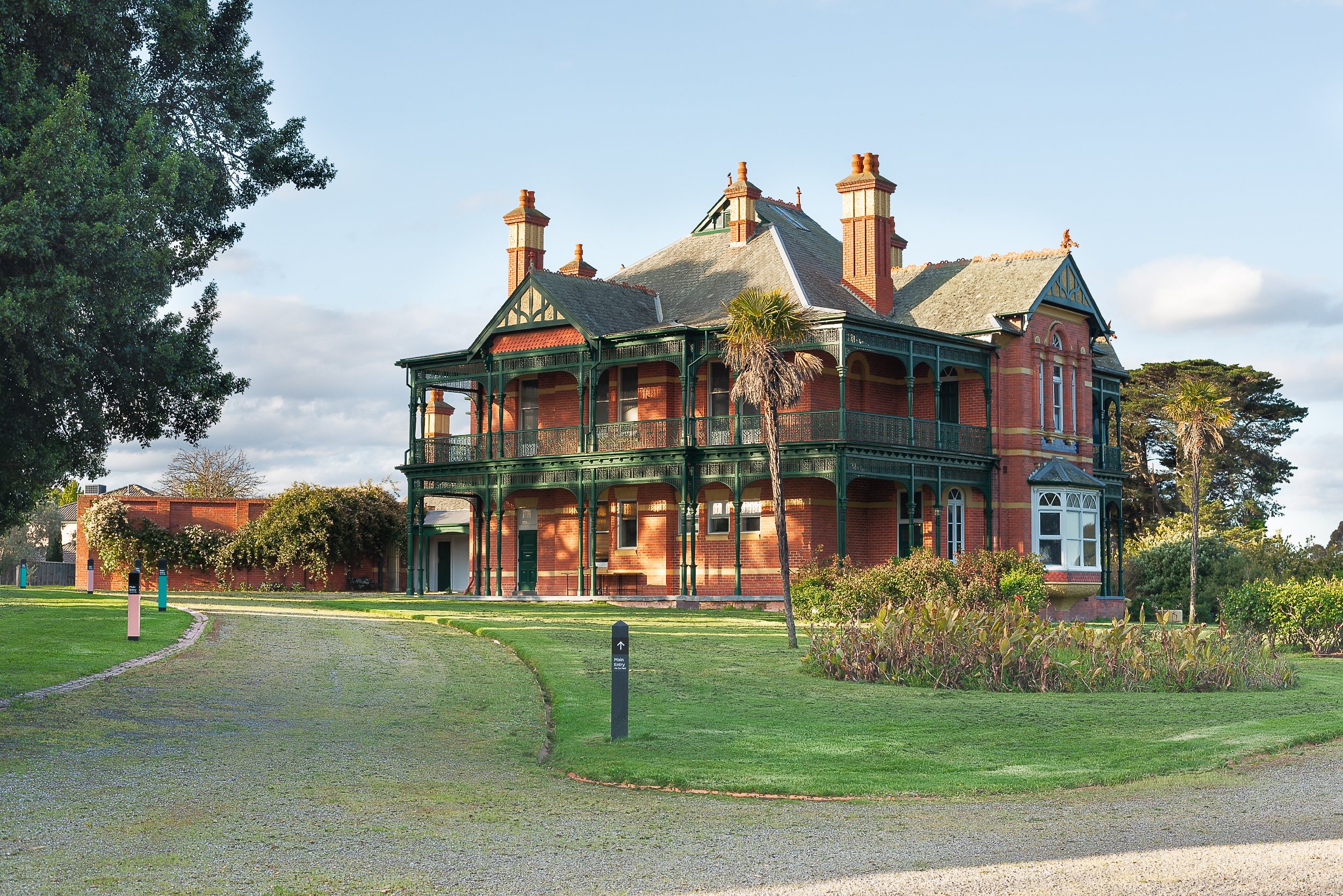 HUD_5414-46-Edit_Long Edge_2500x1668_U_120_G2.jpg