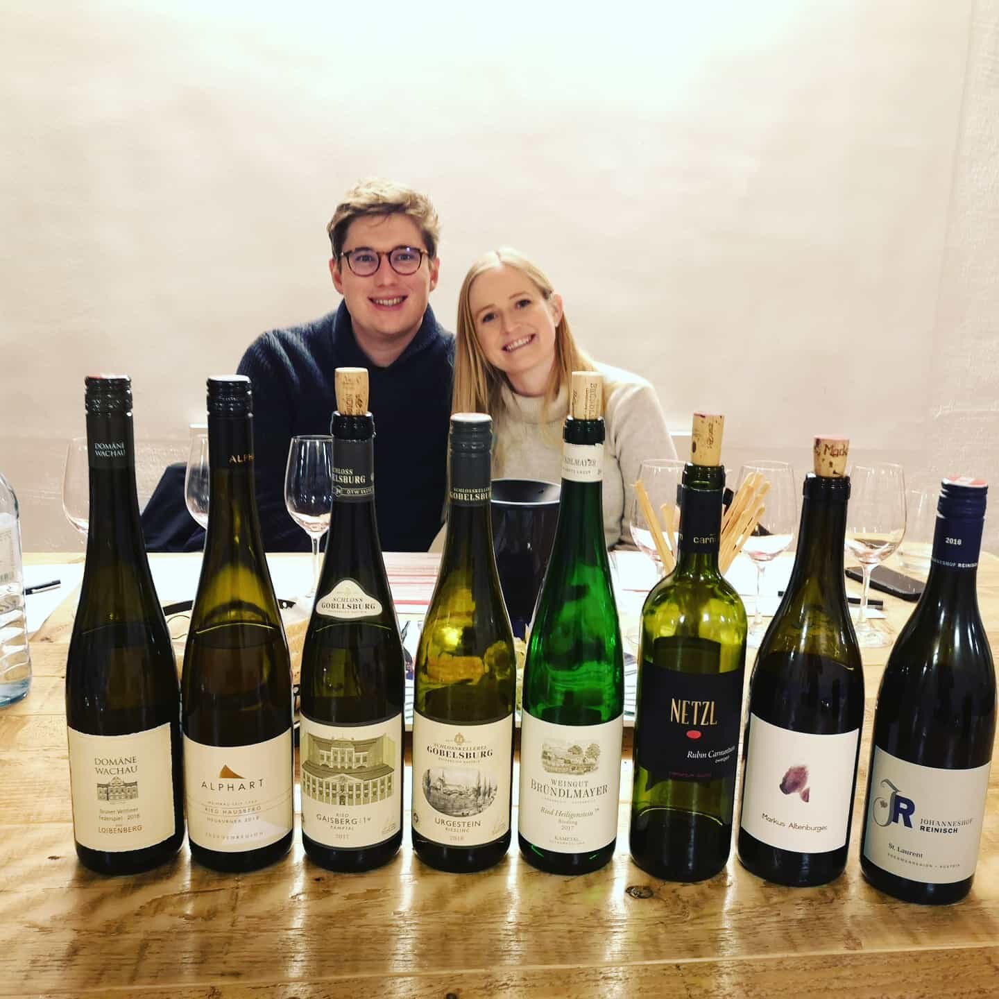 This wonderful couple from Australia had a taste of Austrian wines #exclusivewineexperiences
#austrianwine
#domainewachau
#weingutalphart
#schlossgobelsburg #weingutbr&uuml;ndlmayer #markusaltenburger #weingutnetzl #weingutreinisch