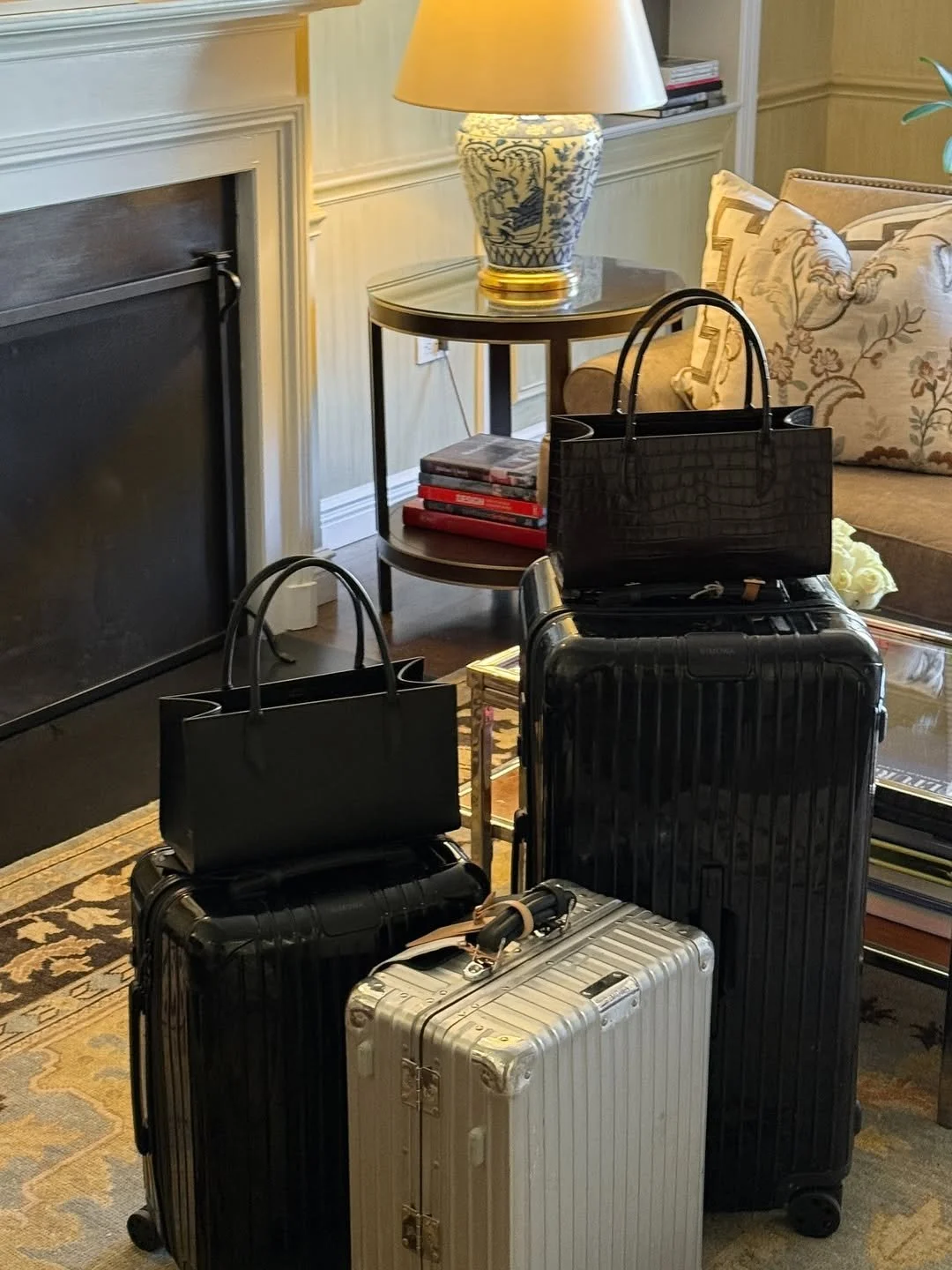 New favorite NYC hotel unlocked 🍸 @thelowellhotel-5.jpg