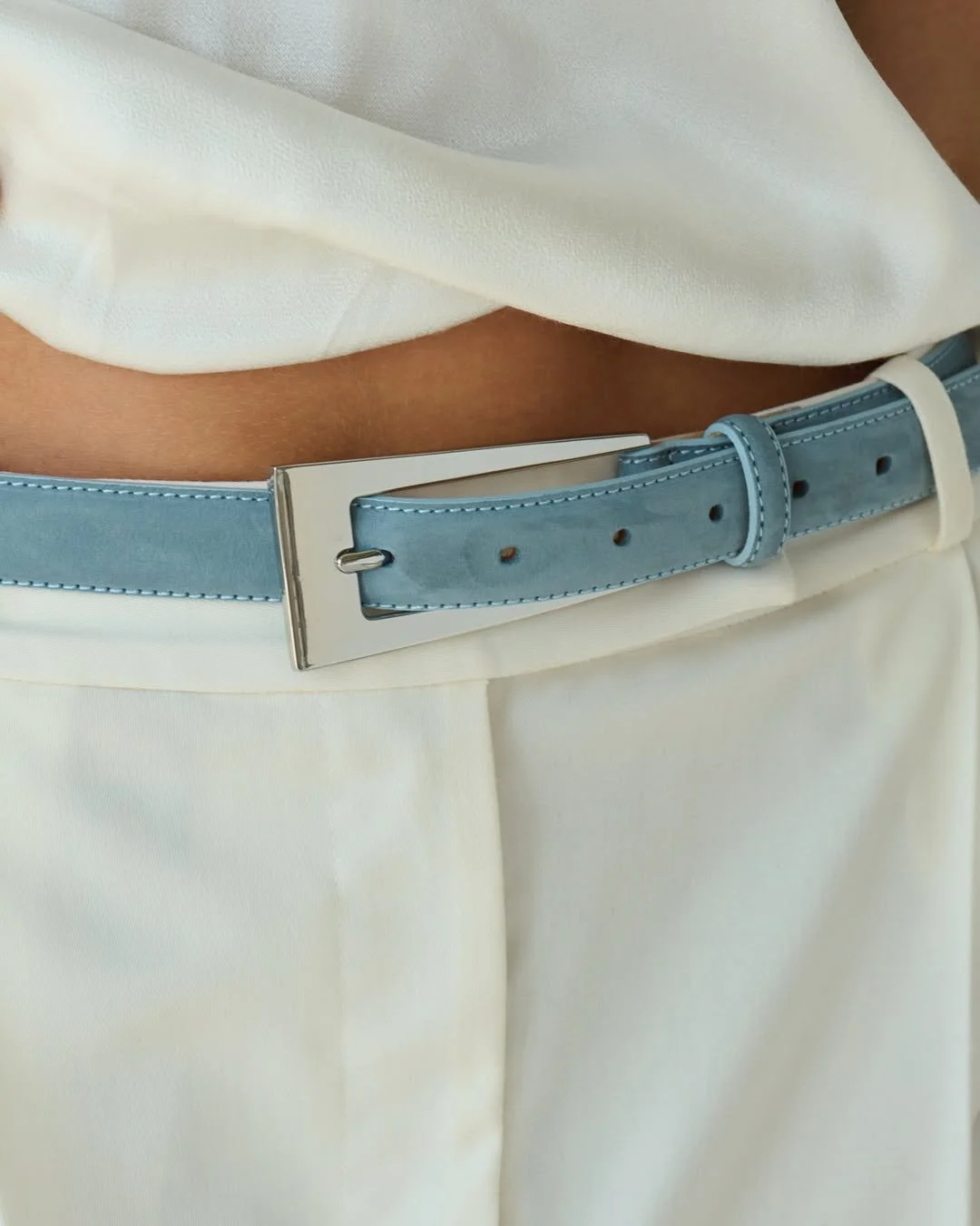 No.10 in Dusty Blue is now available.  Shop the best selling No.10 shade.-2.jpg