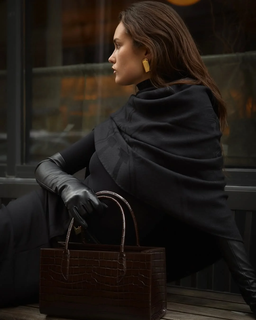 At Aureum, we believe style begins with simplicity — and accessories are where personality comes-4.jpg