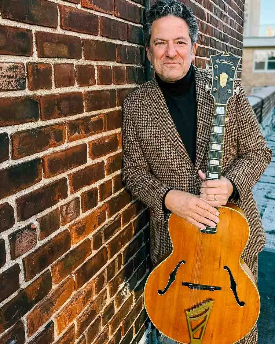 John Pizzarelli