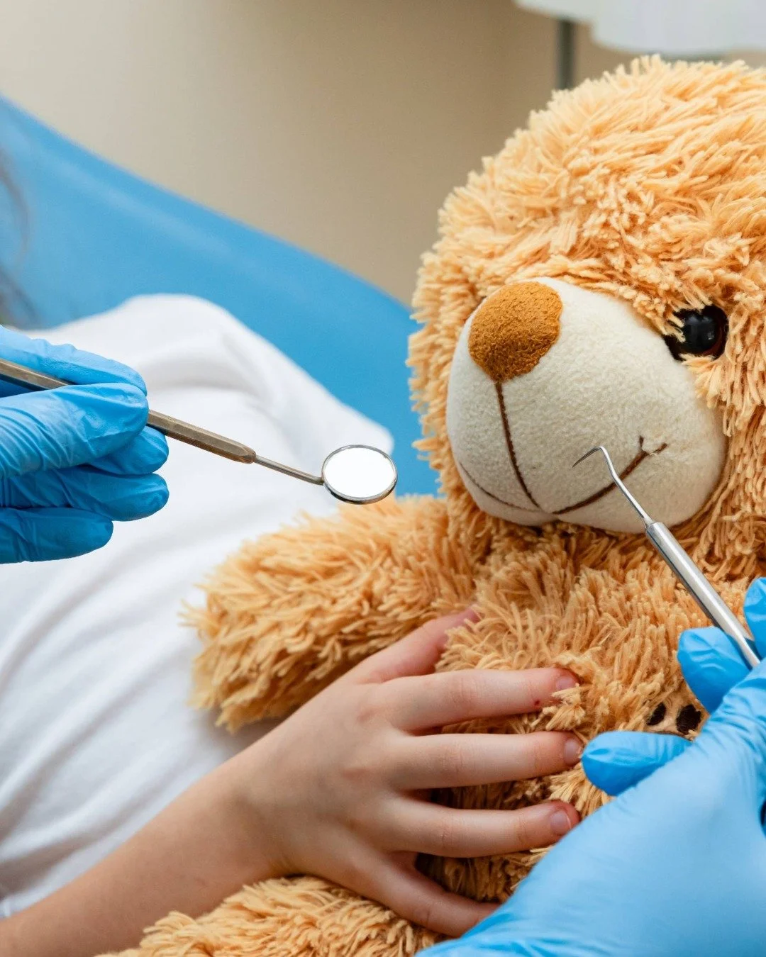 We recently watched Sensory Overload on Hulu and found it to be a really meaningful and thoughtful watch. 🎥 The documentary, sponsored by Sensodyne, highlights the experiences of neurodivergent individuals with sensory sensitivities, and it was enco