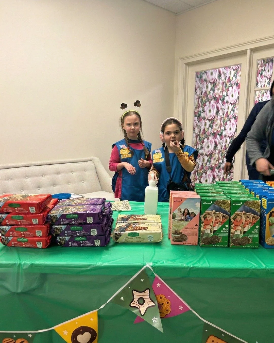 The Girl Scouts cookie sale was a sweet treat!  Last week, our kiddos visited the booth to see our SLG Girl Scouts - a fun time was had by all! The troop meetings have been an awesome opportunity for meaningful connection, and they&rsquo;re always ac