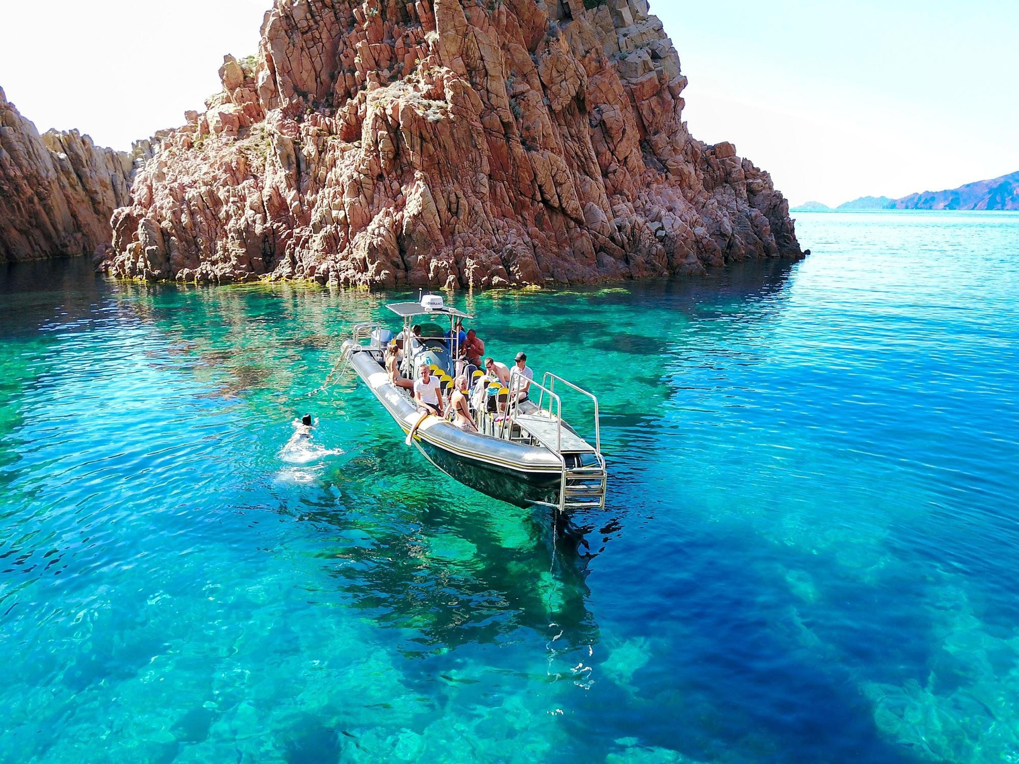 boat tour corsica.jpeg