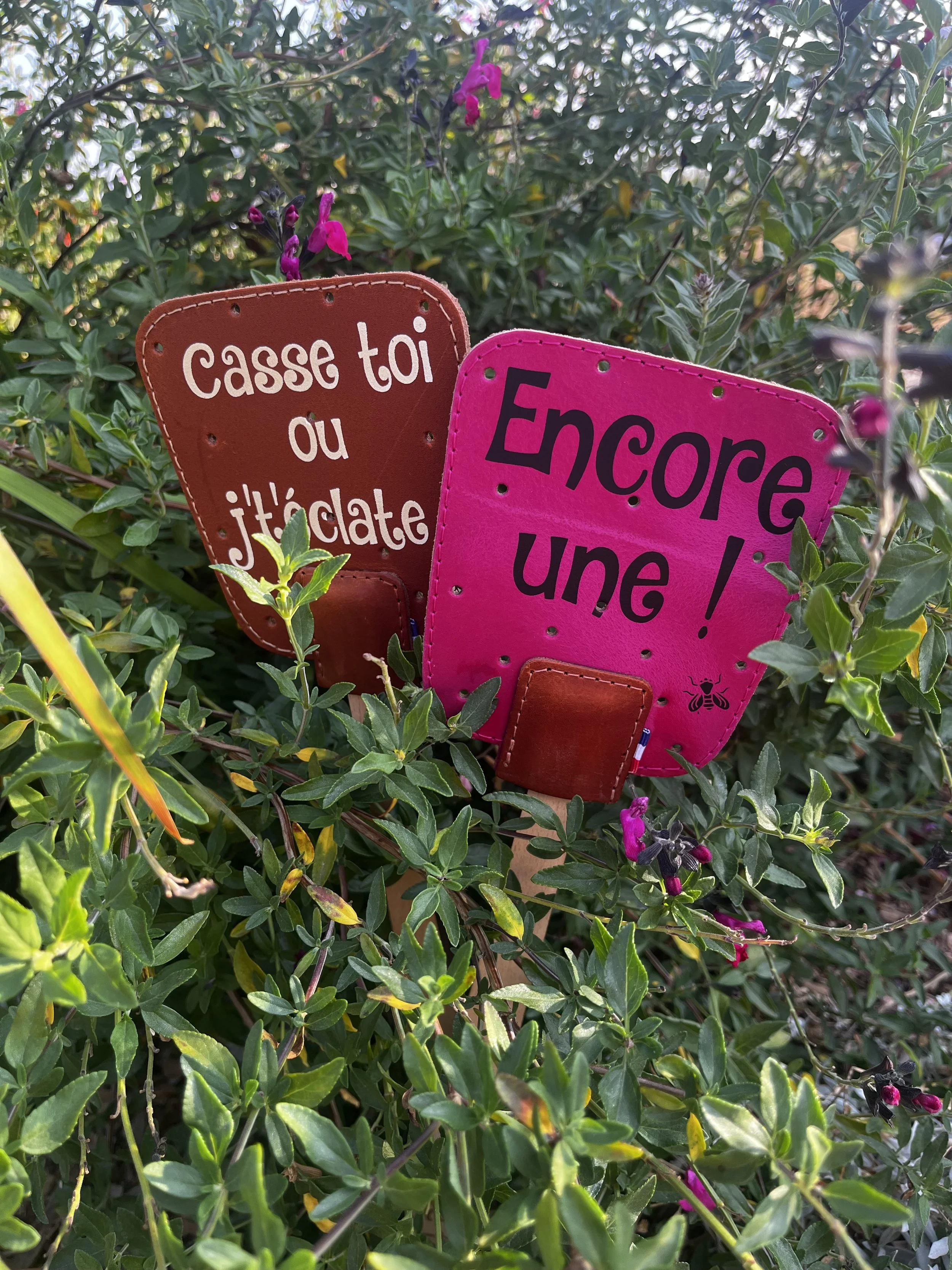 Tapette à mouches en cuir