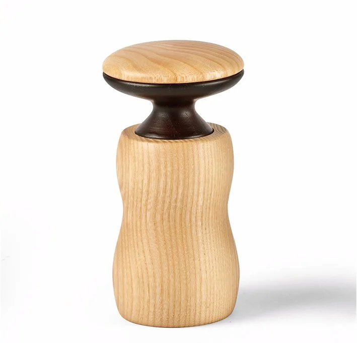 salt-and-pepper-mills-4.jpg