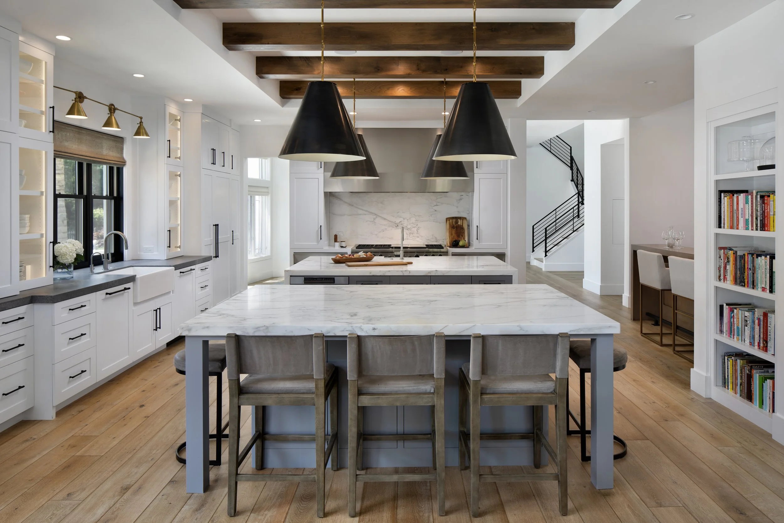 Kitchen by De Mattei Construction Inc.