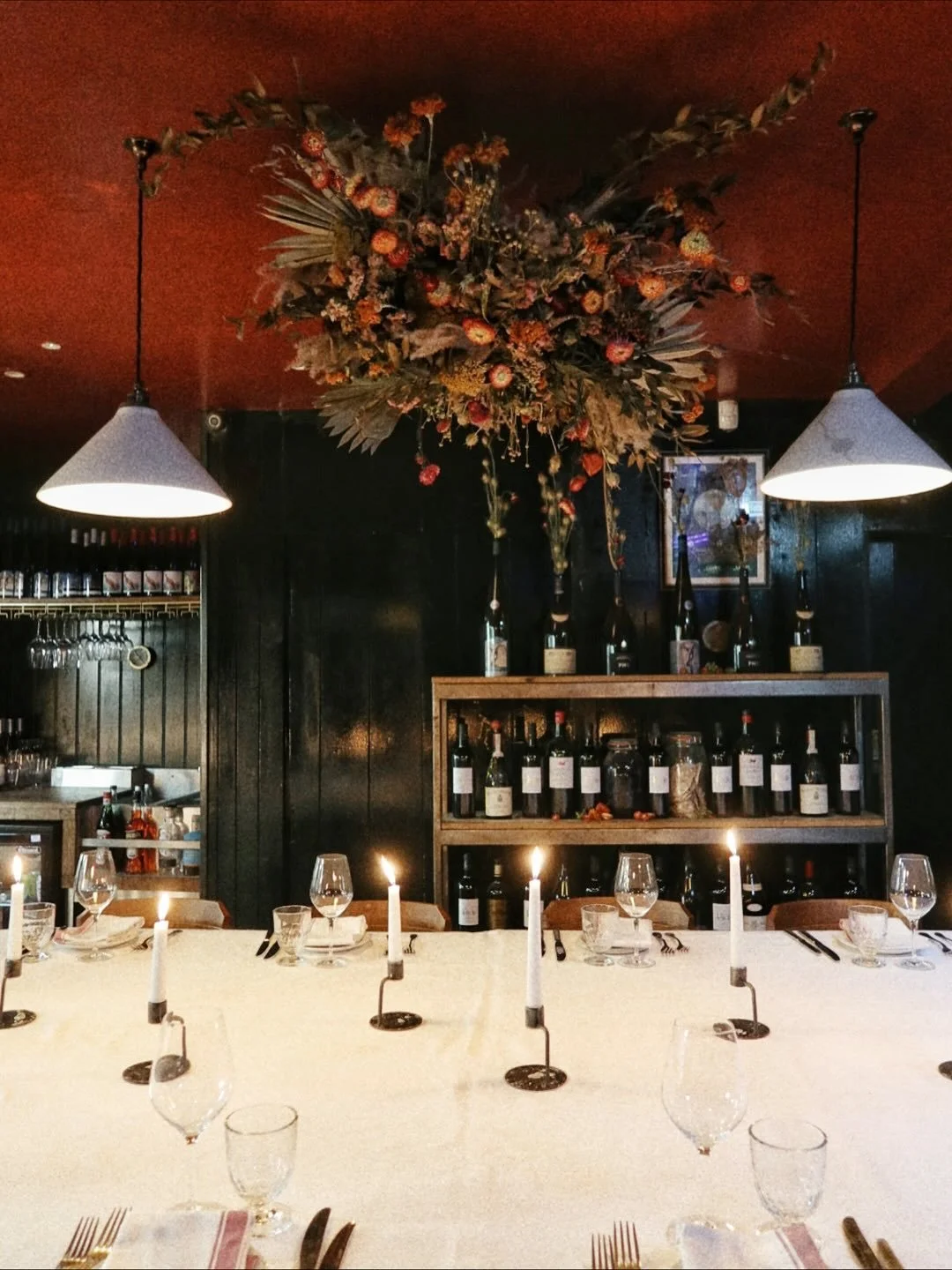 Floral cloud installation for the chefs table at @sussex_resto in London created a couple of weeks ago. This space offers a very special dining experience and the team here wished to enhance the visuals and intrigue of the space further with a bespok