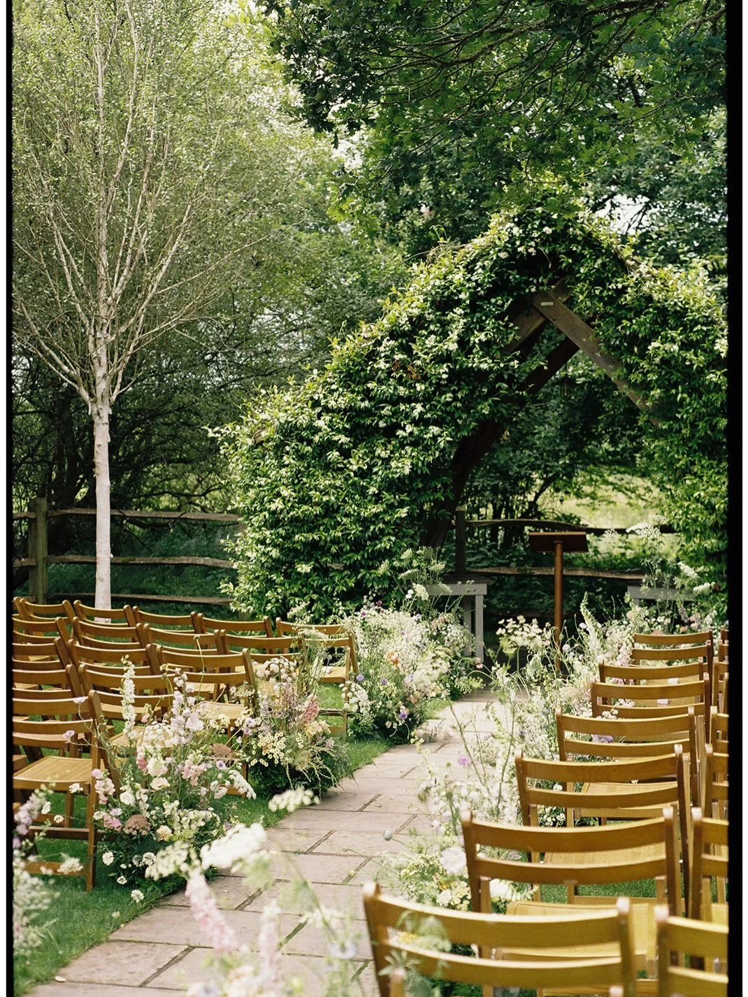 When film is included in the captures of your wedding days 🫶 

MWG couples are so often choosing film photography as part of the capturing of their wedding day and as someone who is also obsessed and experimenting more and more with this medium it c