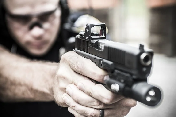 best-pistol-red-dot-sights.jpg