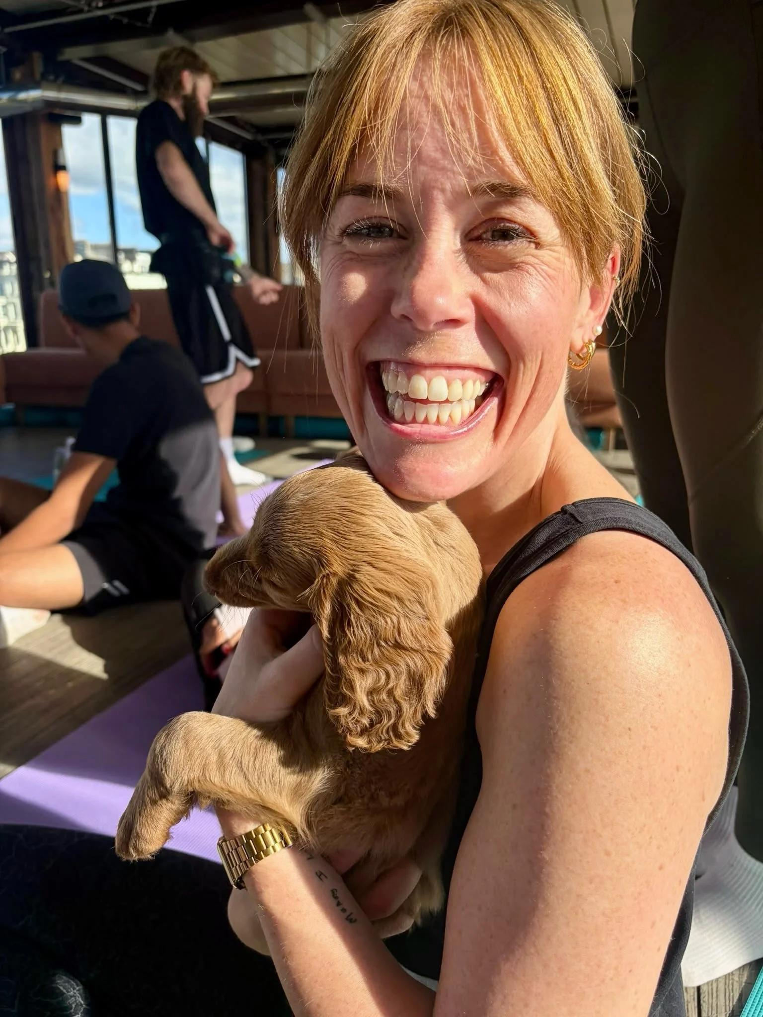 Find a friend who will take you to puppy yoga with the most epic autumnal sunshine 🍁🧘&zwj;♀️🐶

Just such a treat to share the mat with these little treasures and feel that deep unfiltered joy.

Shared with a special friend, embracing the bonkers a