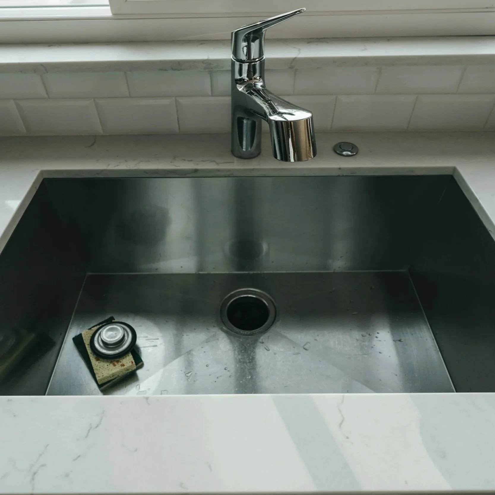 Improving Kitchen Efficiency With Garbage Disposal Services