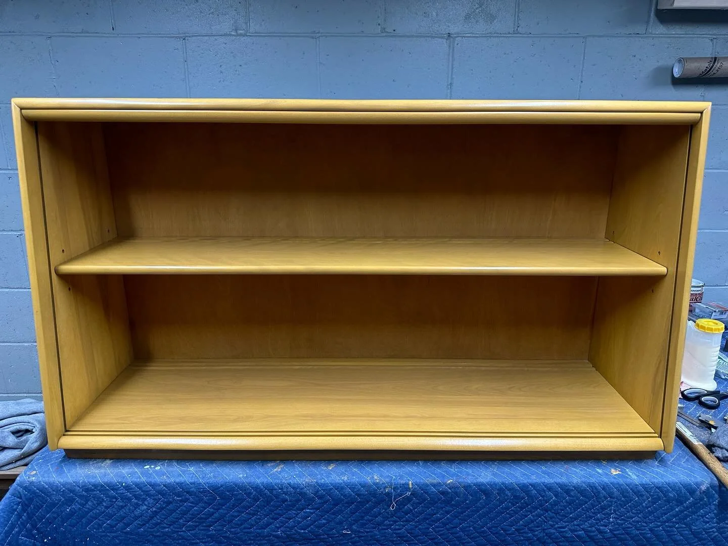 More #heywoodwakefield refinishing. I&rsquo;d apologize, but to be honest, I&rsquo;m really not sorry for it one bit 😂

If you didn&rsquo;t know, about a year ago, I developed oil-based finish formulas for wheat and champagne finish to closely repli