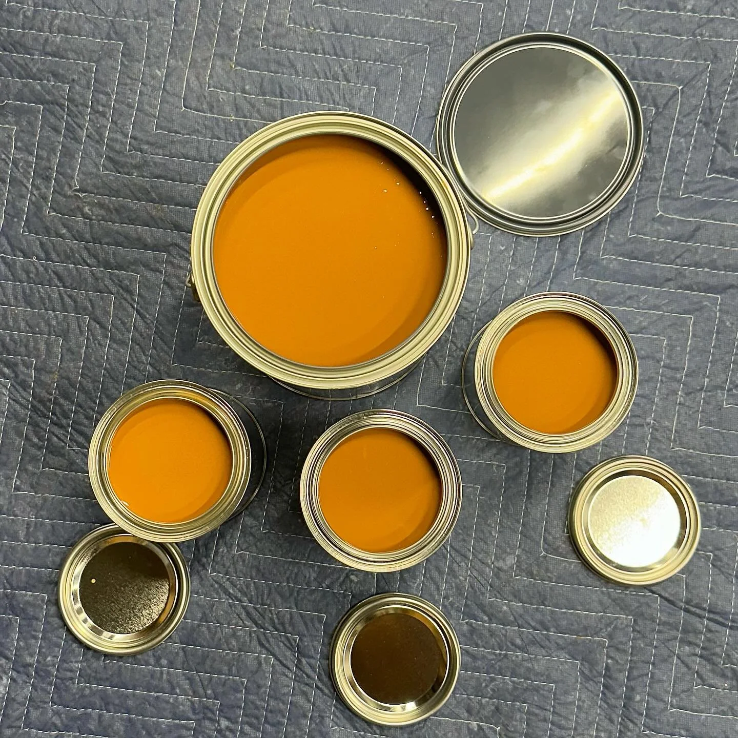 Shipped out another batch of Champagne #heywoodwakefield reproduction finish a couple of days ago 🍾&thinsp;
&thinsp;
Champagne has been killing it lately. And yes, there&rsquo;s a gallon in there! &thinsp;
&thinsp;
I recently added the option to pur