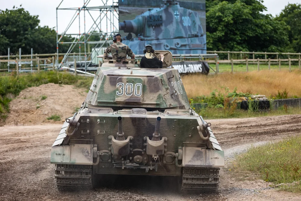  The King Tiger carried a 8.8 cm KwK 43 main gun and protected by its thick sloped armour plate coated with anti-magnetic mine paste. (Marina Black Media) 