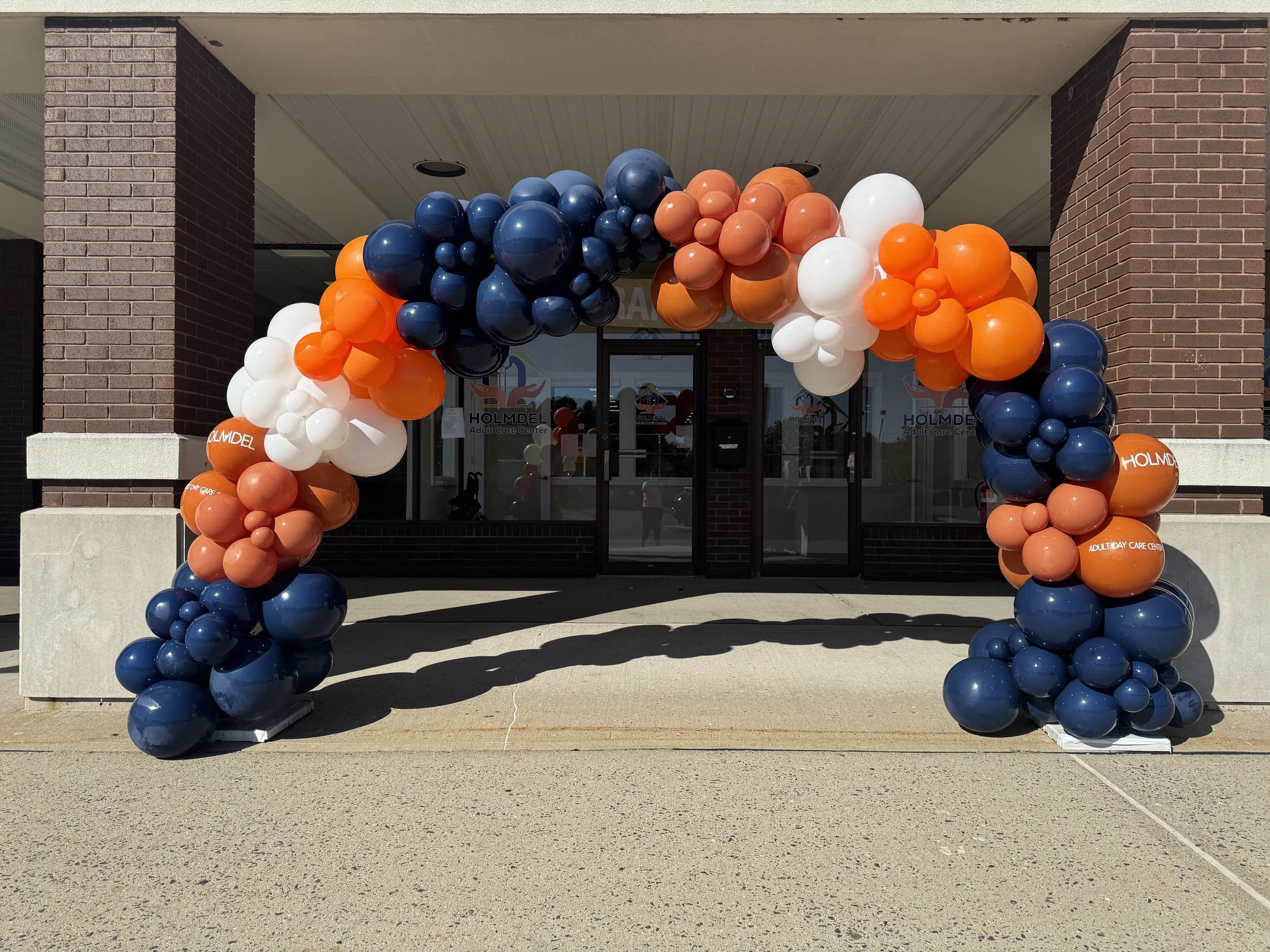 GRAND OPENING BALLOONS