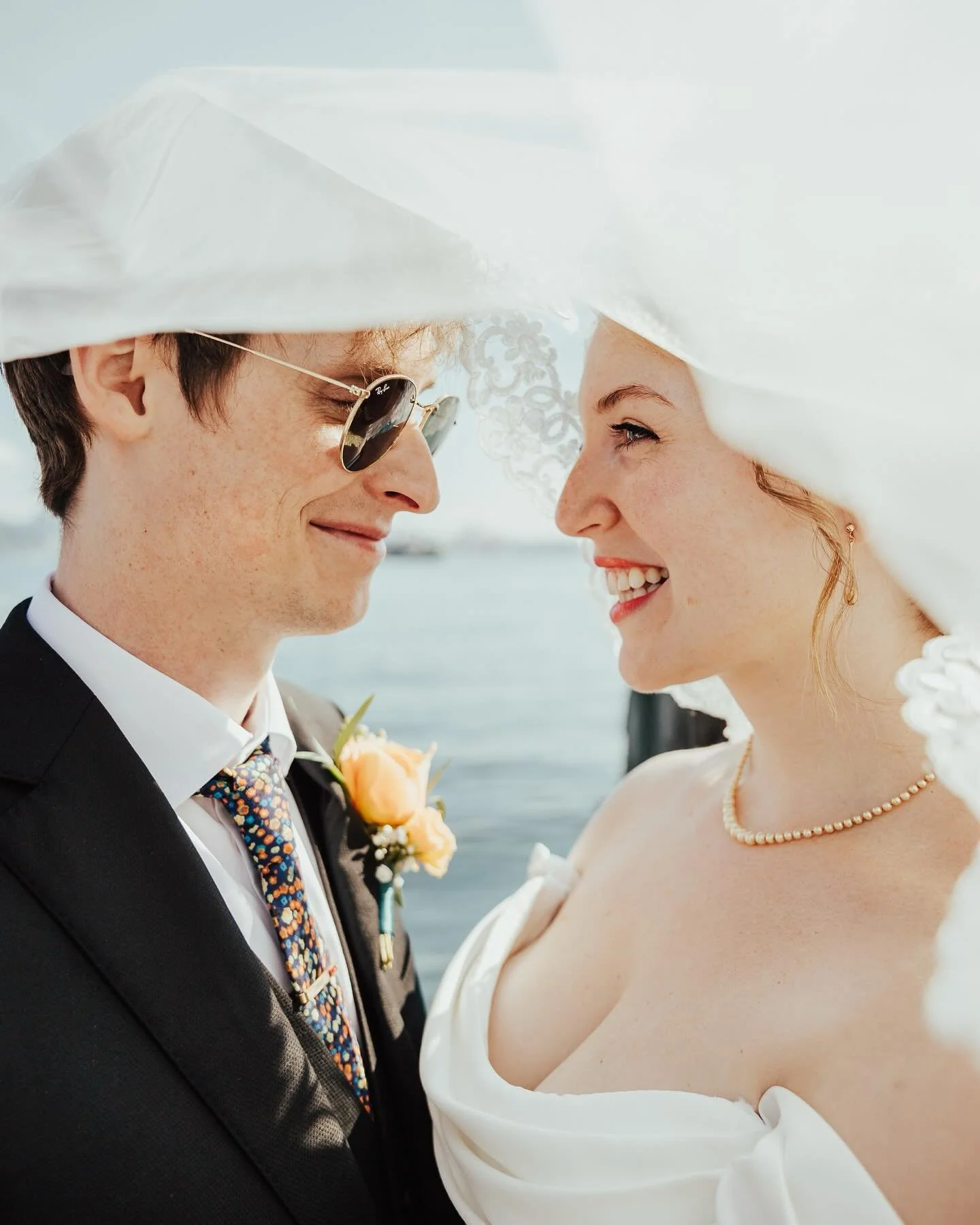 Really feelin&rsquo; all the little details sprinkled throughout Gretchen and Se&aacute;n&rsquo;s wedding celebration. 

&mdash;
#stevenzhangphotography #seattlewedding #seattleweddingphotographer #alki #alkibeach #saltysalki