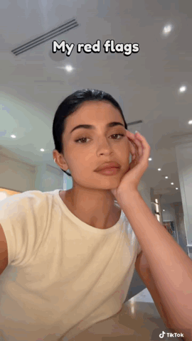 KylieJenner-MyRedFlags.gif