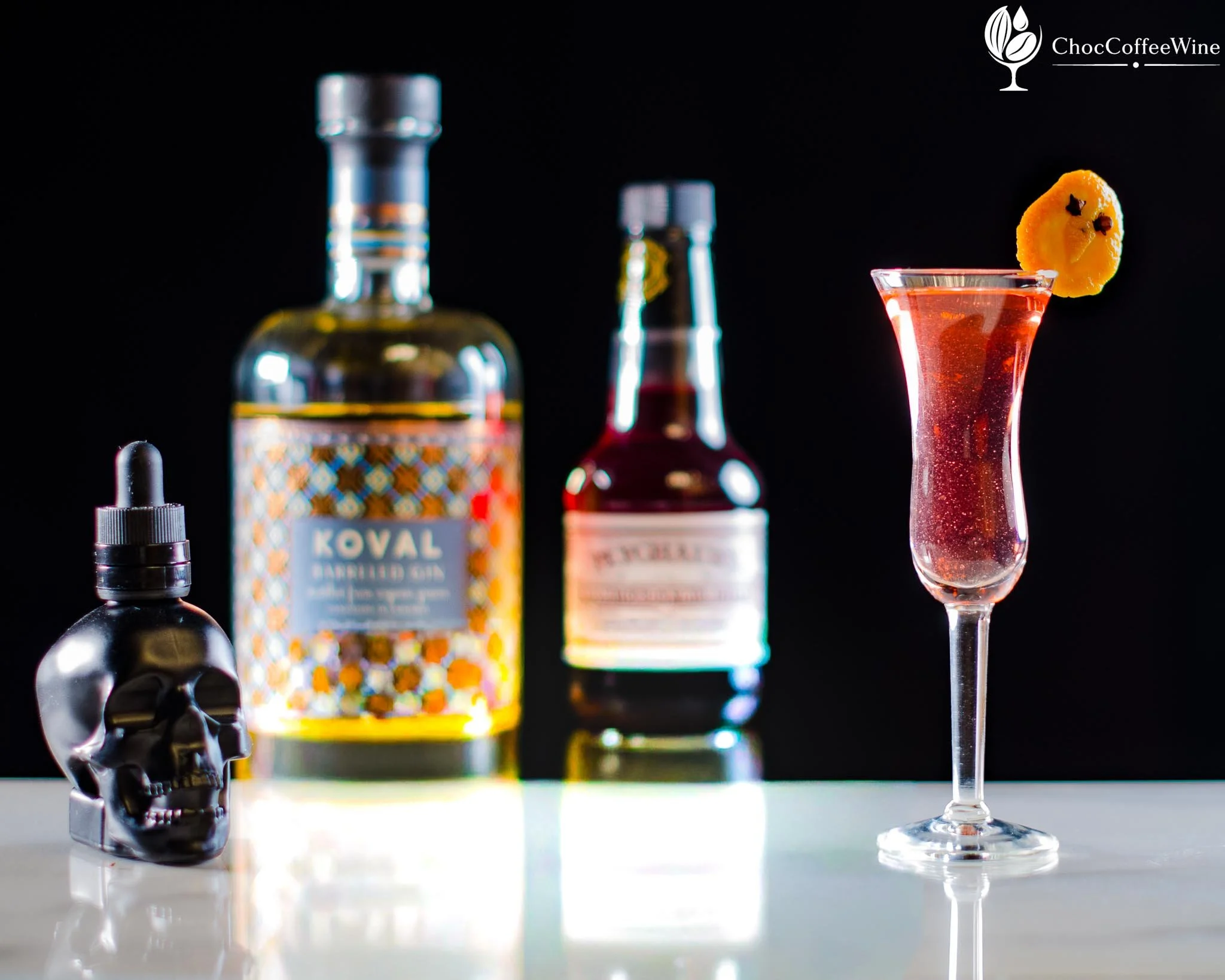 pink-gin-barrel-aged-gin-bitters-cocktail