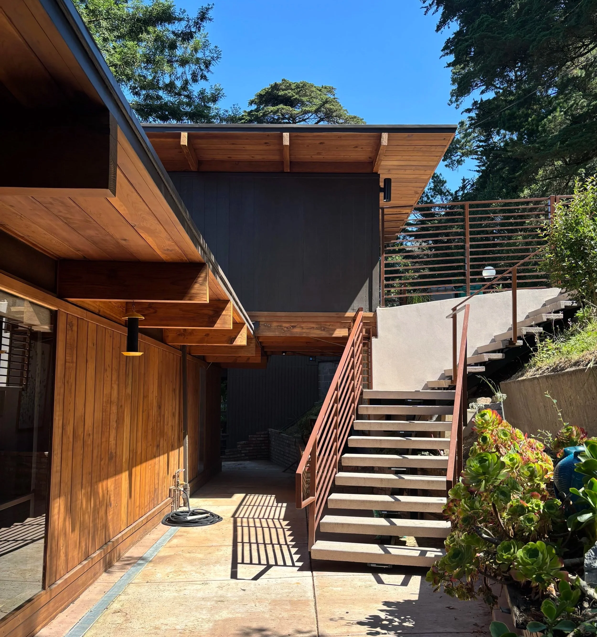 Moore Entry