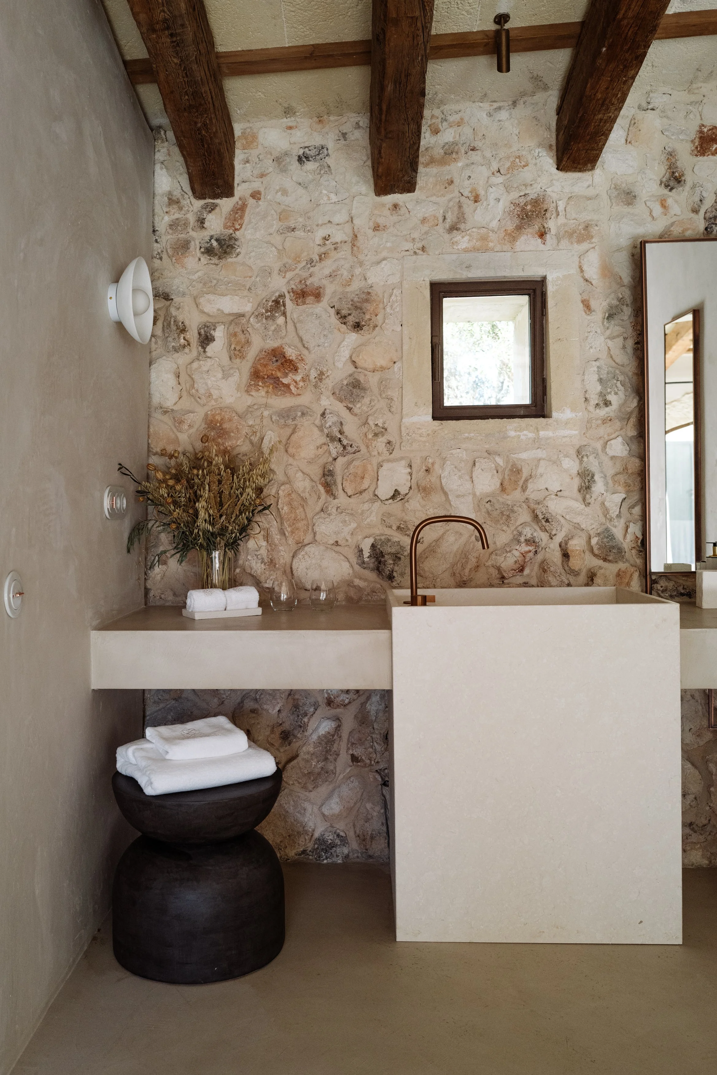 Bathroom_13.jpg