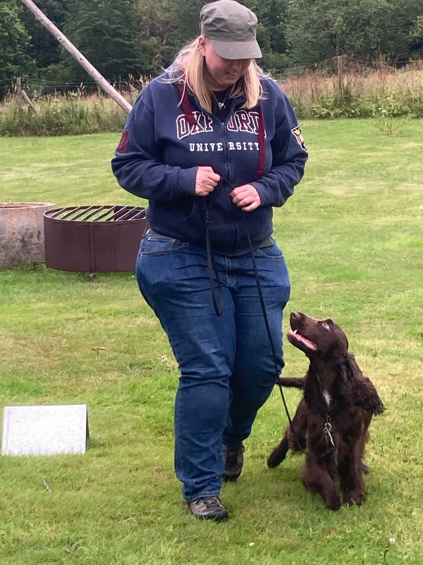 Yesterday, Ginnie and Bacardi enjoyed some rally-o training! 

2 veey different approaches to rally-o: 
Ginnie is more like fast and furious, buckle your belt and strap on your helmet, HERE WE GO! Here attitude is very much: &quot;Details, schmetails