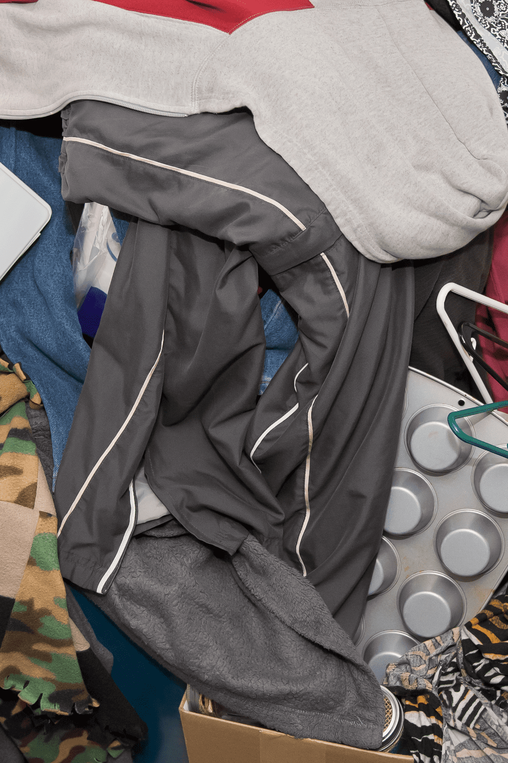 The 5 Stages/Levels of Hoarding: Helping Yourself or a Loved One ...
